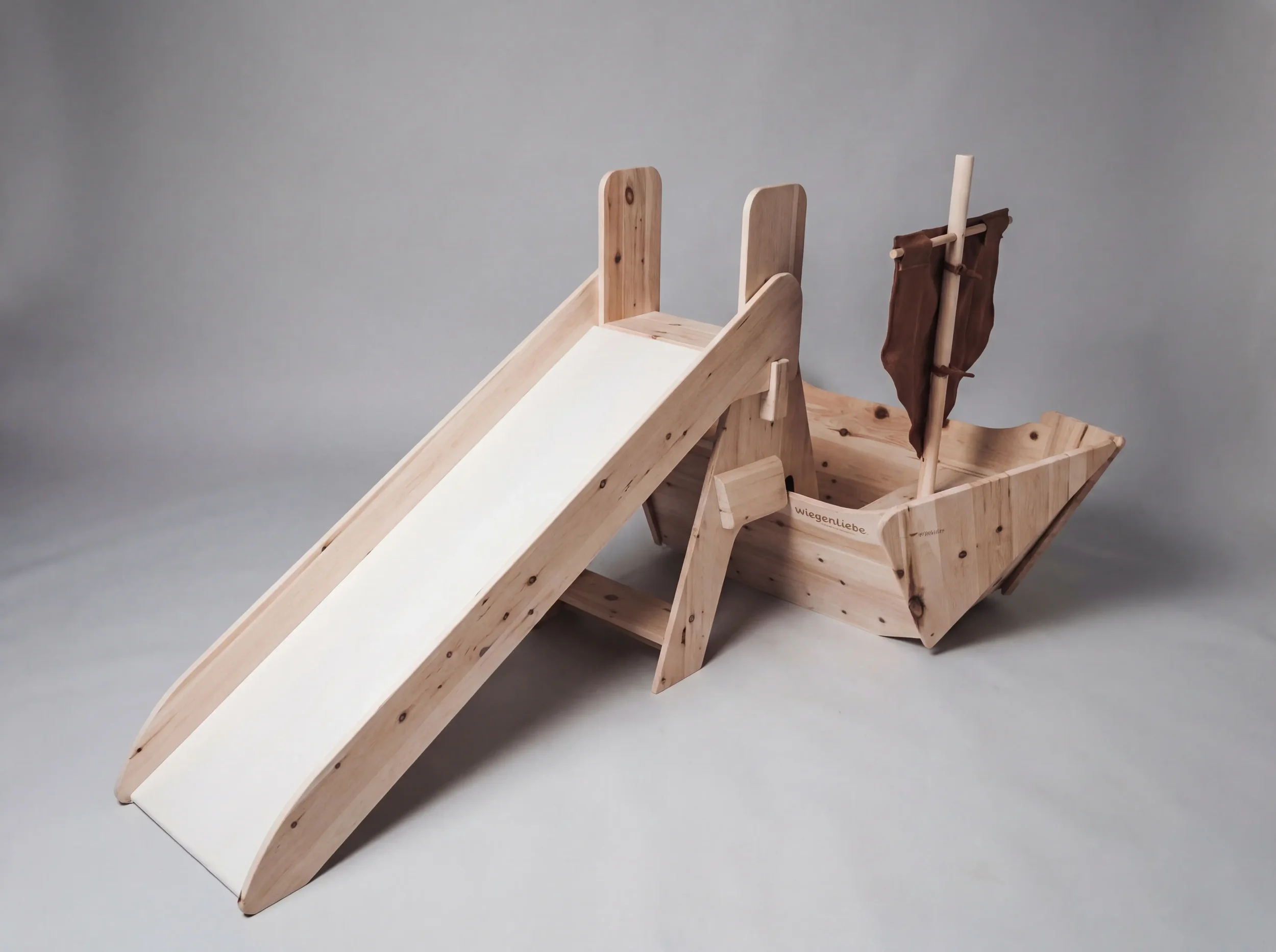 kinder-kindermoebel-holz-natur-rutsche-noah-wiegenliebe.webp
