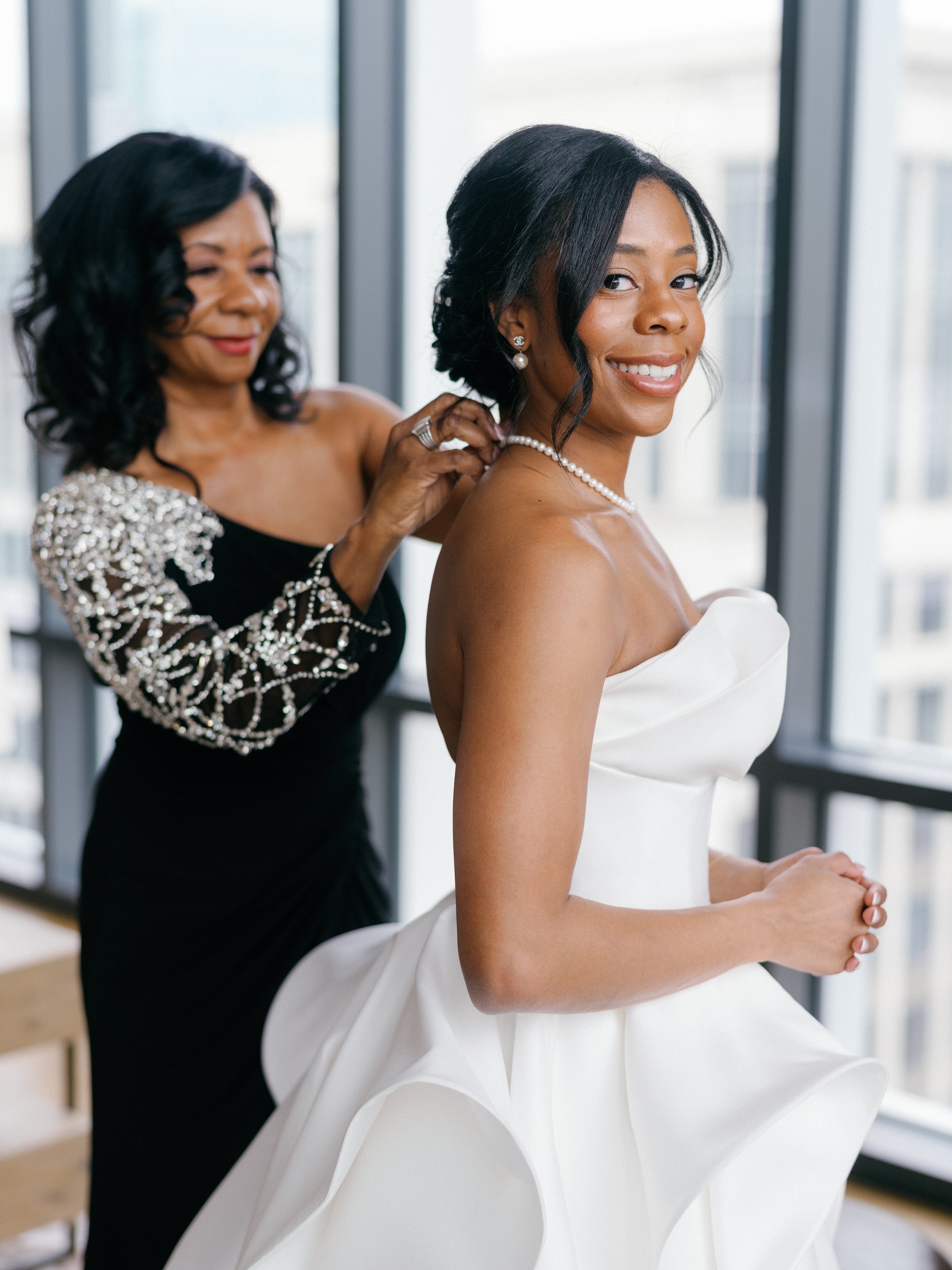 Courtlyn&ZachSneakPeeks-9.JPG