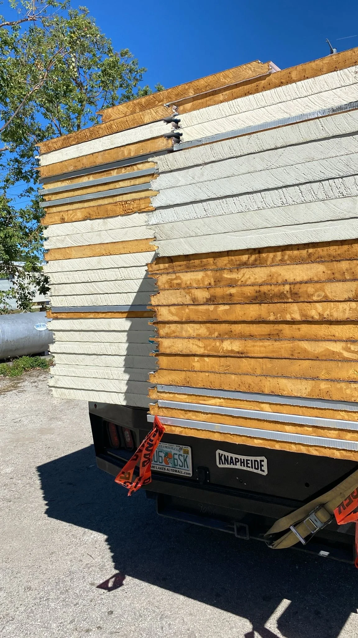 Why Choose Metal Panels for Industrial Use