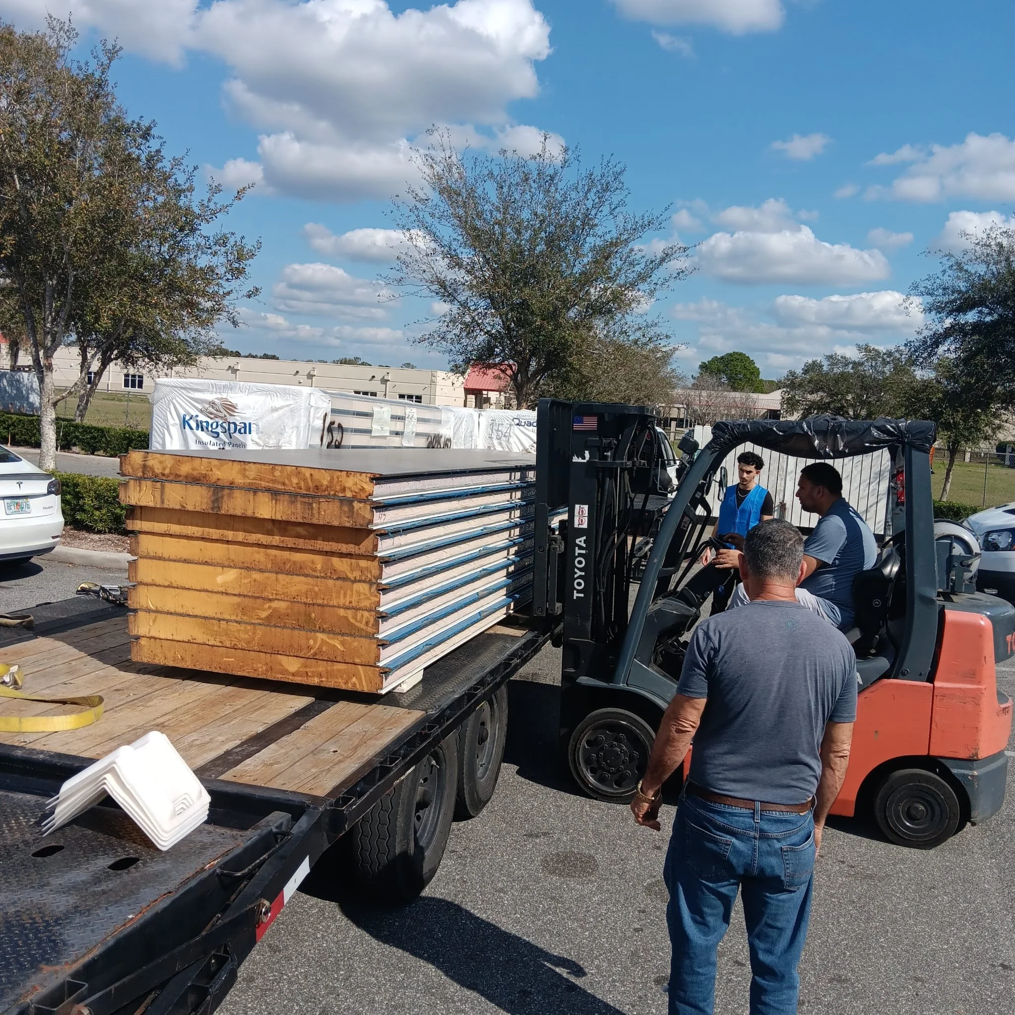 How Florida Contractors Are Using Insulated Panels to Deliver Better Results