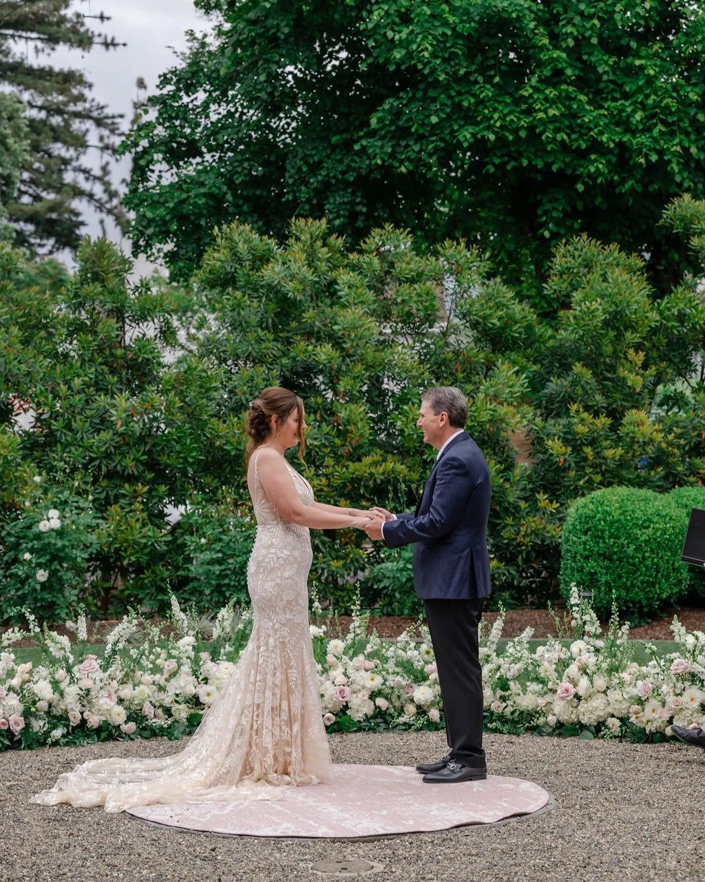 Sneak Peak of this beautiful Napa Wedding from a few weeks ago!

Venue: @WhiteHouse_Napa
Photographer: @Alicia_Parks_photography
Planner: @LovelyDayEventsxo
Rentals: @Encoreeventsrentals

#napa #wedding #sonomacounty #winecounty