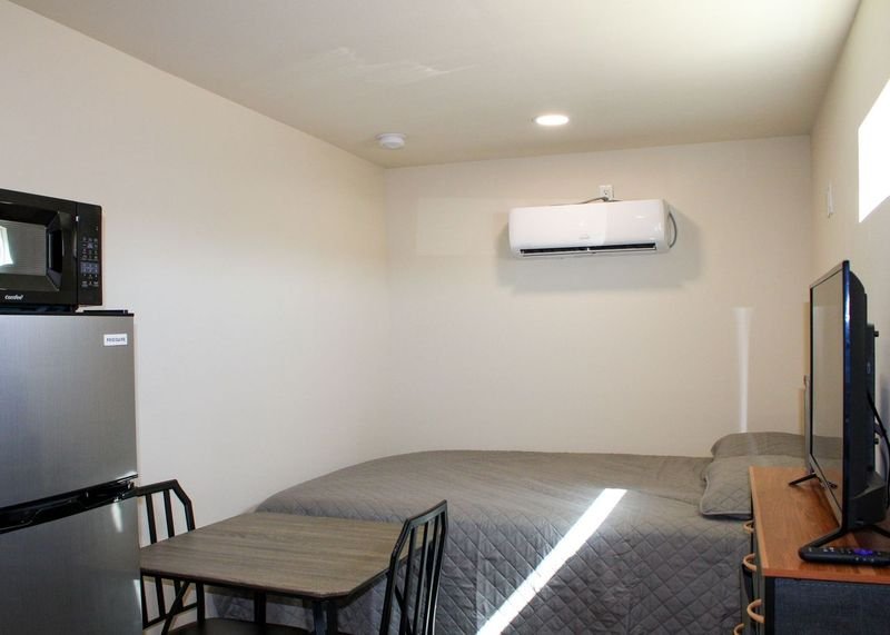 INTERIOR 1.jpeg