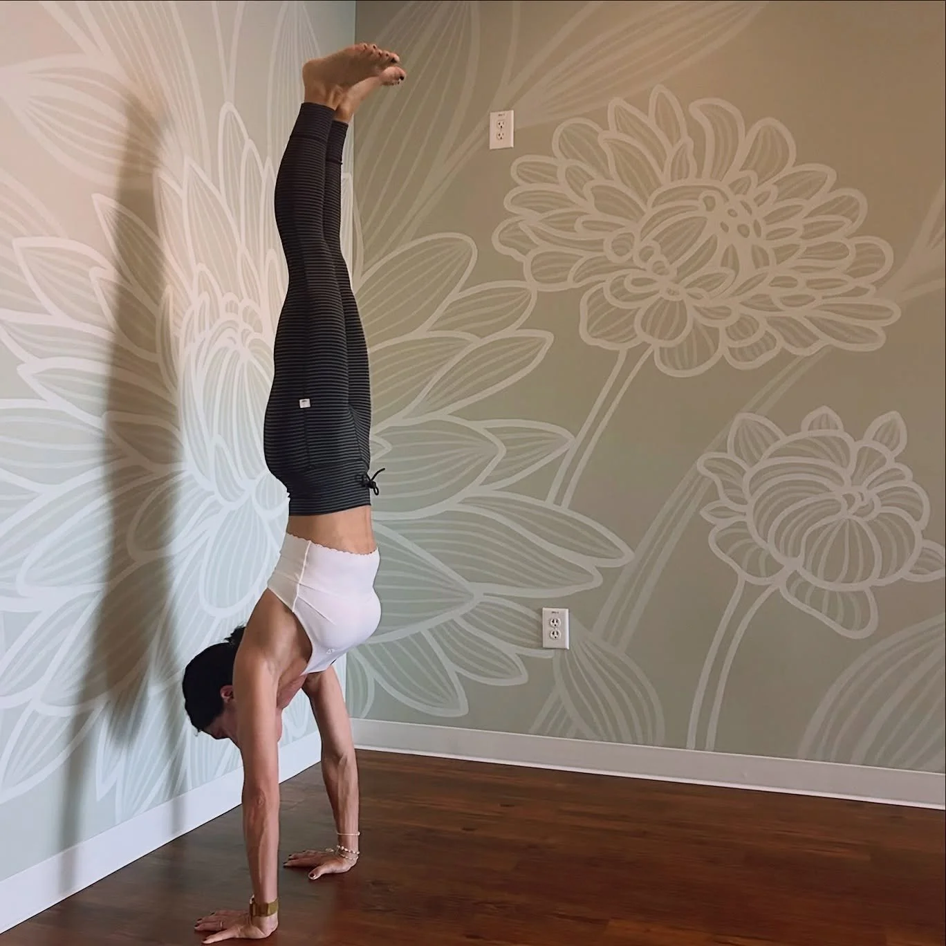 Not every handstand is about going upside down.

It&rsquo;s about the quiet moment you meet yourself. No performance, no pressure.

While the world chases &ldquo;look at me&rdquo; strength, we&rsquo;re here for the kind you feel: the kind built throu