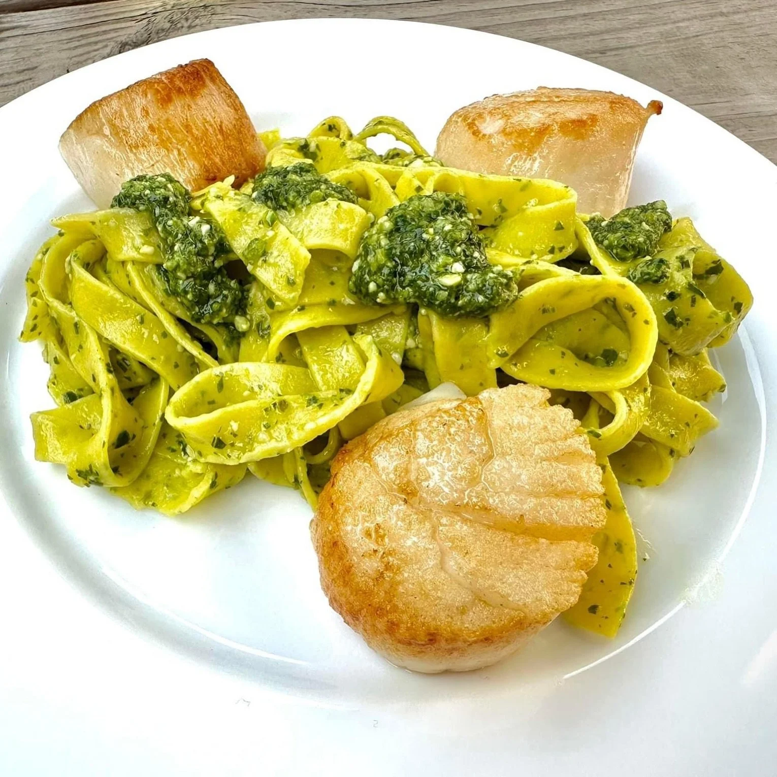 Did you miss out on this dish?  Fear not pasta lovers I have it for you this week! 

Green garlic fettuccine and pesto (nut free). Green garlic from my friends @arnoldfarms1820 and the eggs I use are from @heritagemeadowsfarm and you can find them at