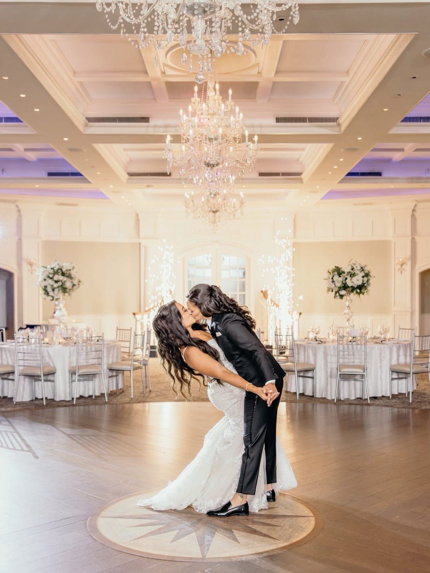 For Jaclyn &amp; Janine&rsquo;s September wedding at @clarkslandingyachtclub , every detail was designed to feel timeless, personal, and effortlessly elegant.🖤

Their book-style invitation featured soft neutral tones, a custom monogram belly band, a