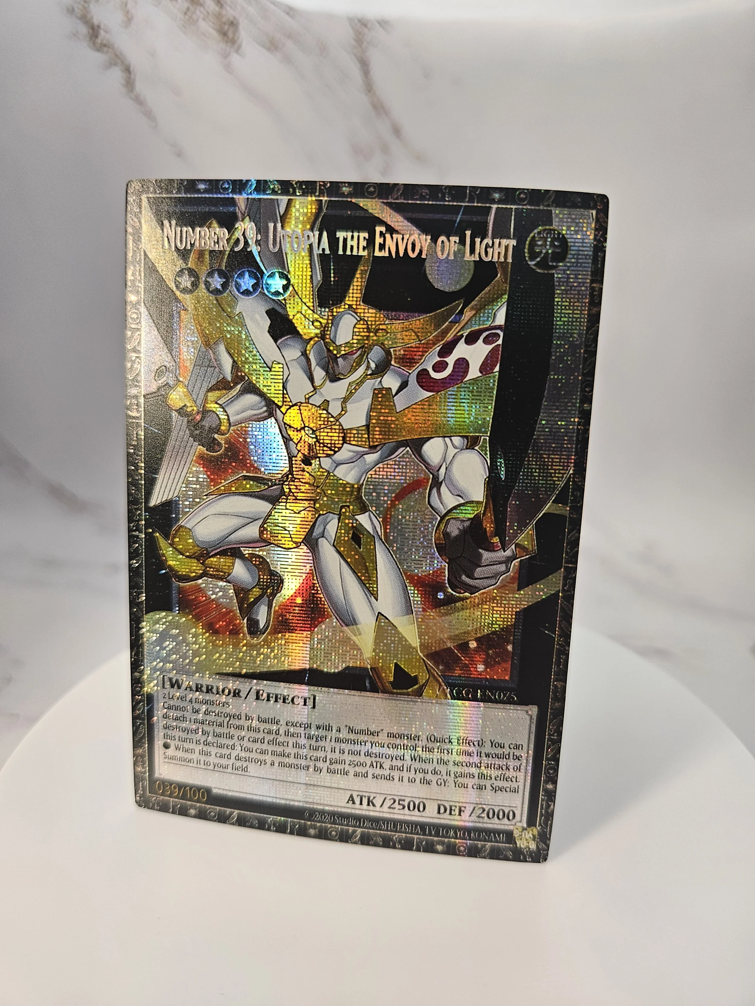Number 39 Utopia the Envoy of Light - Grand Master