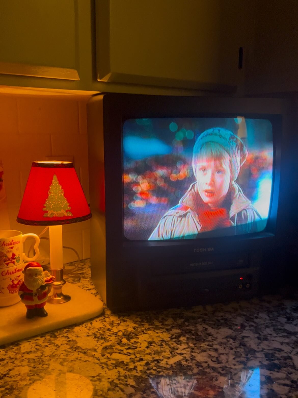 1980s Christmas Candle Lamp 🎄

Available now!