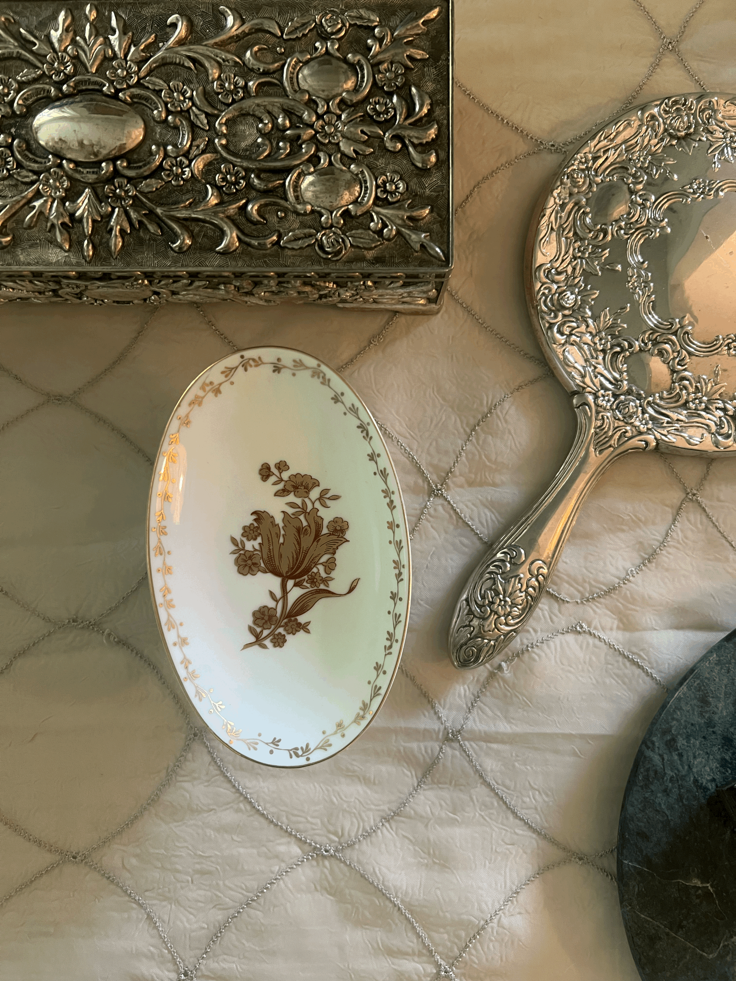 Gold Floral Soap Dish