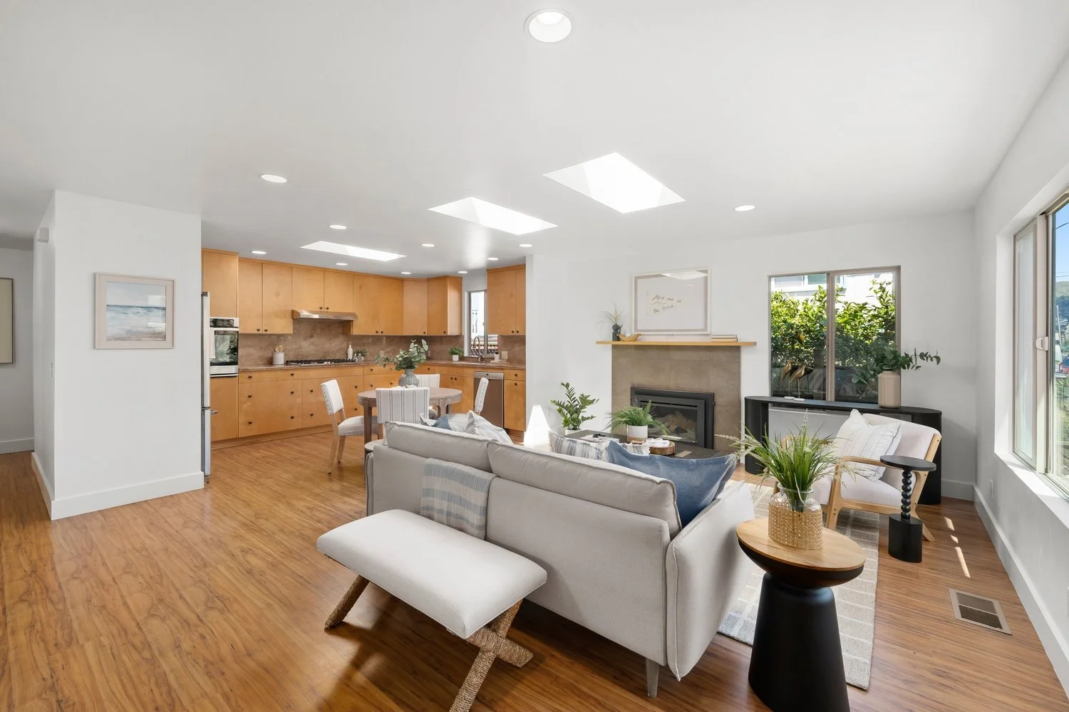 2631 Hemlock Ave, Morro Bay - Offered at $959,000