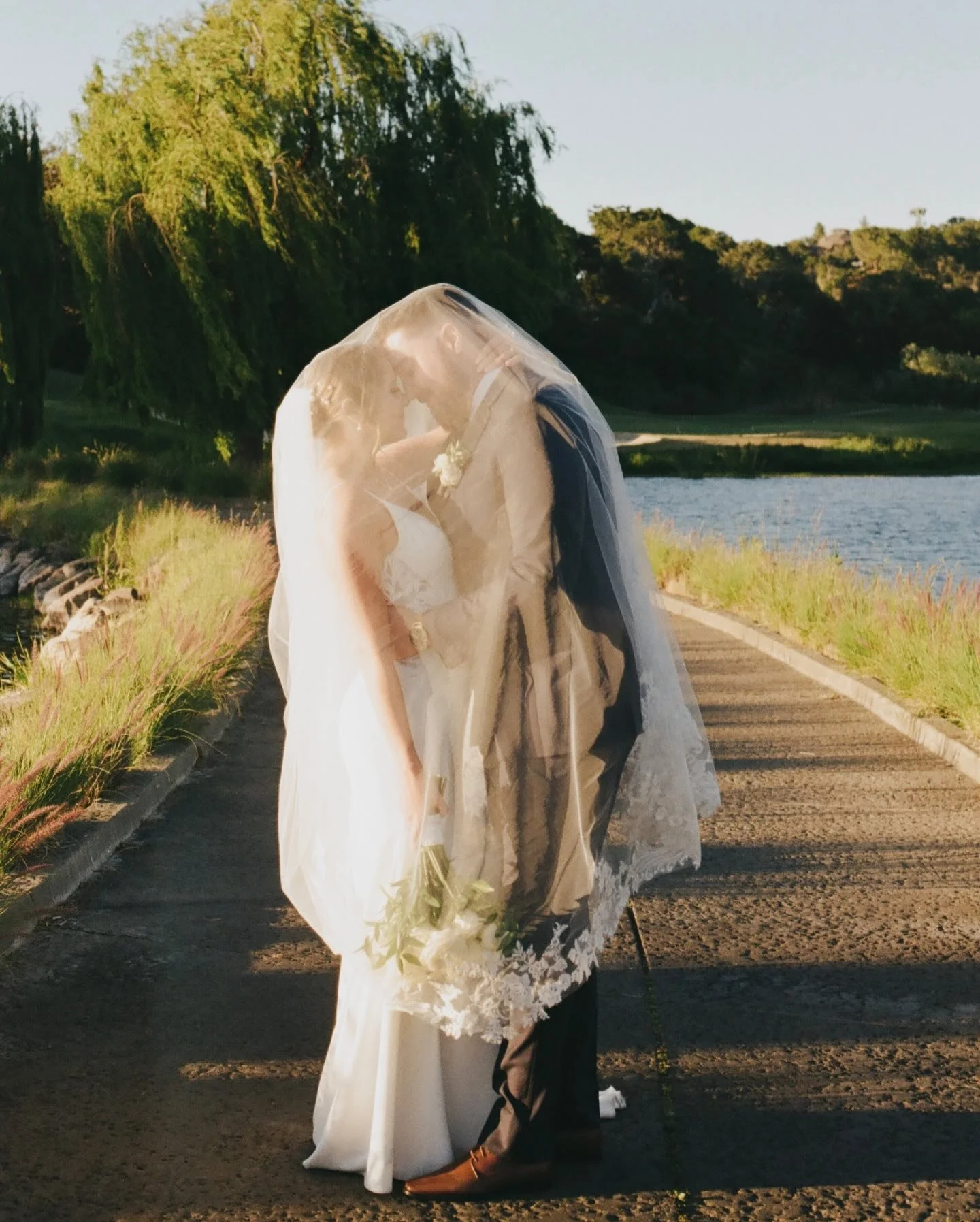 T & N 
a beautiful day with a mix of digital + film 🎞️ 
SS @daniellemichellephoto daniellemichellephoto
*
*
*
#weddingphotographer #northercaliforniaphotographer #weddingstoryteller #norcalwedding #norcalweddingphotographer #bayareaweddingphoto