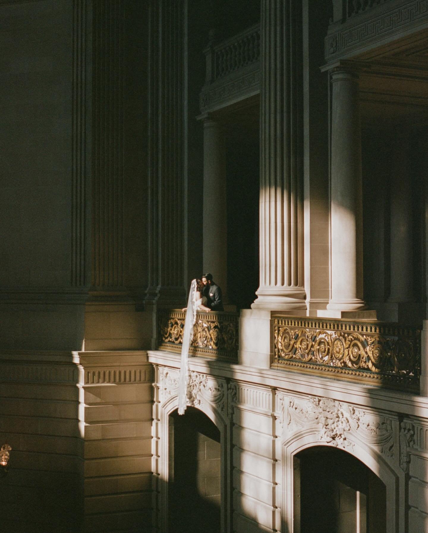 Y &amp; N 

The cutest little elopement at SF City Hall. Proof that love doesn&rsquo;t need much, just the right place and the right person with the closest people around to witness the beginning of their forever 🫶🏻🌁

Mix of dignity and film 🎞️ 
