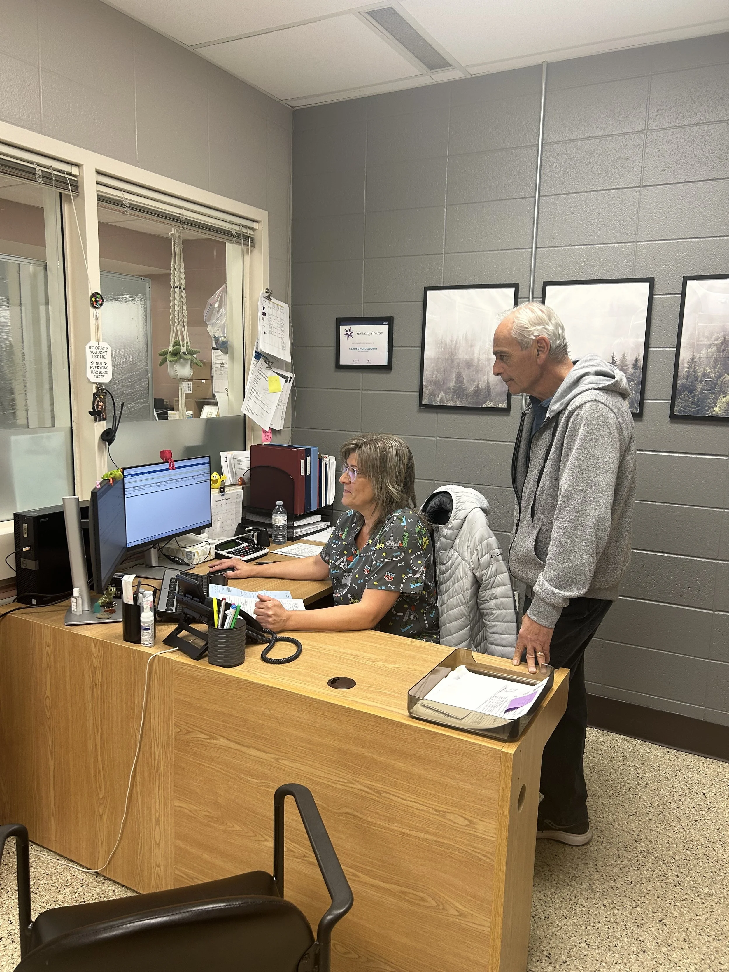 IMG_7885 Tom and Gladys.jpg