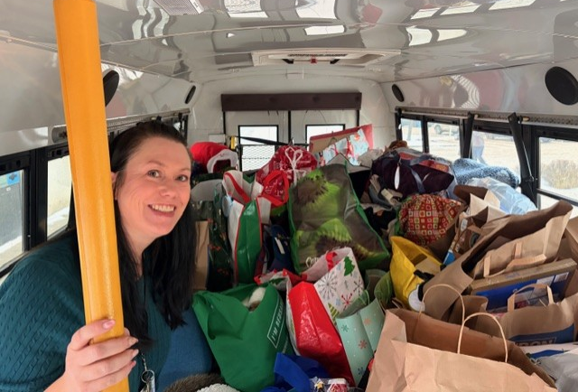 Photo1_Recreation Team.png