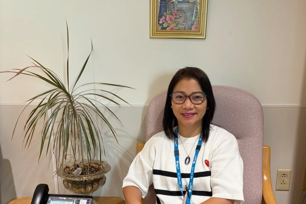 Vicky Libunao, unit clerk