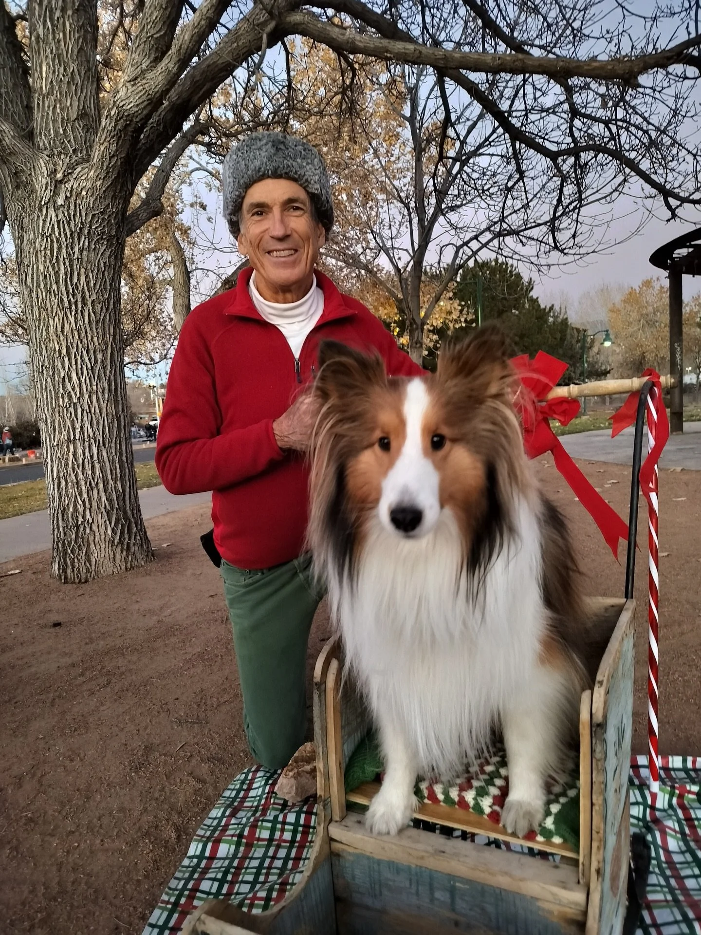 We are dying over the entrees for the dog fashion contest! Look at all of these adorable pups (and their owners)! Is there anything better?! 
We will announce the three winners tomorrow! Stay tuned🐕
Thank you to all who brought their cuties to the w