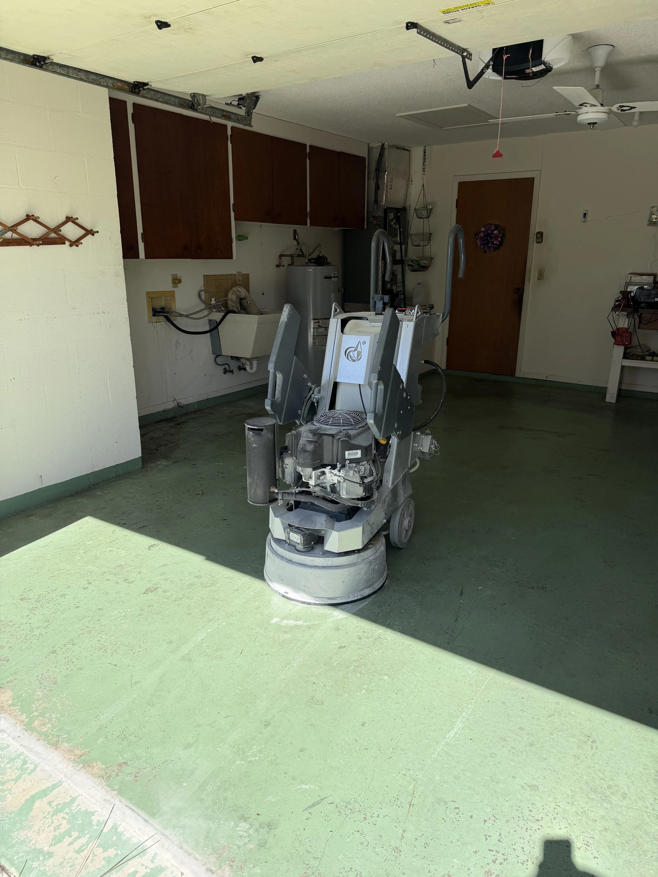 Garage floor epoxy flake coating completed in Englewood FL