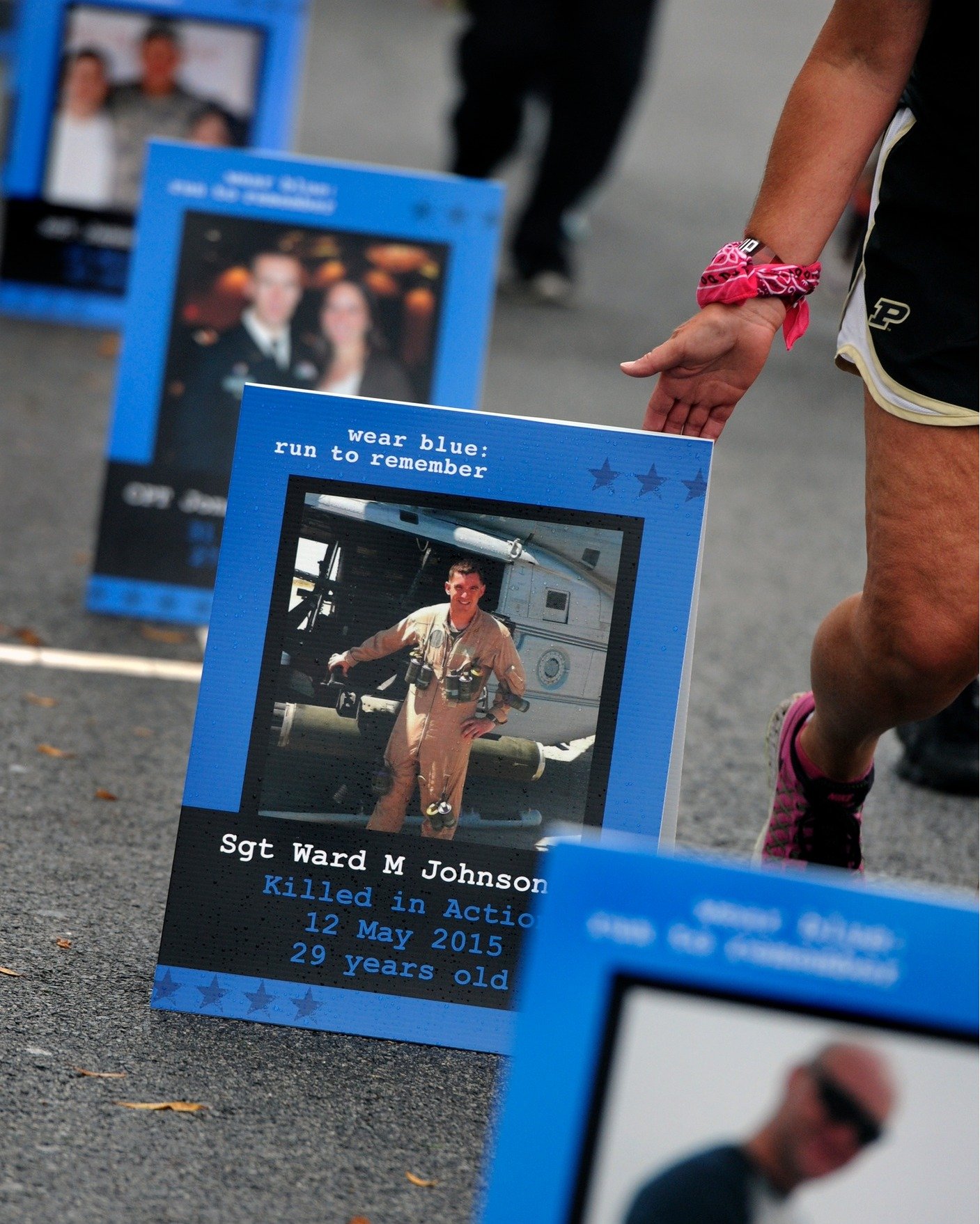 🏃&zwj;♂️🇺🇸 75 days until Marine Corps Marathon Weekend!

Have you heard? The Tribute wear blue Mile will be featured on the MCM 8K and marathon course, creating a powerful mile of remembrance where thousands of participants will honor the service 