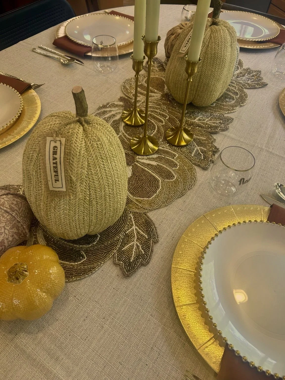 Thanksgiving+Table+1.jpg