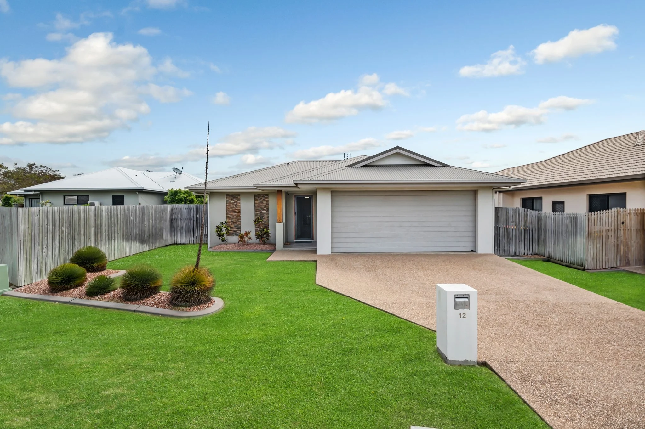 12 Kroymans Drive, Mount Louisa, QLD 4814