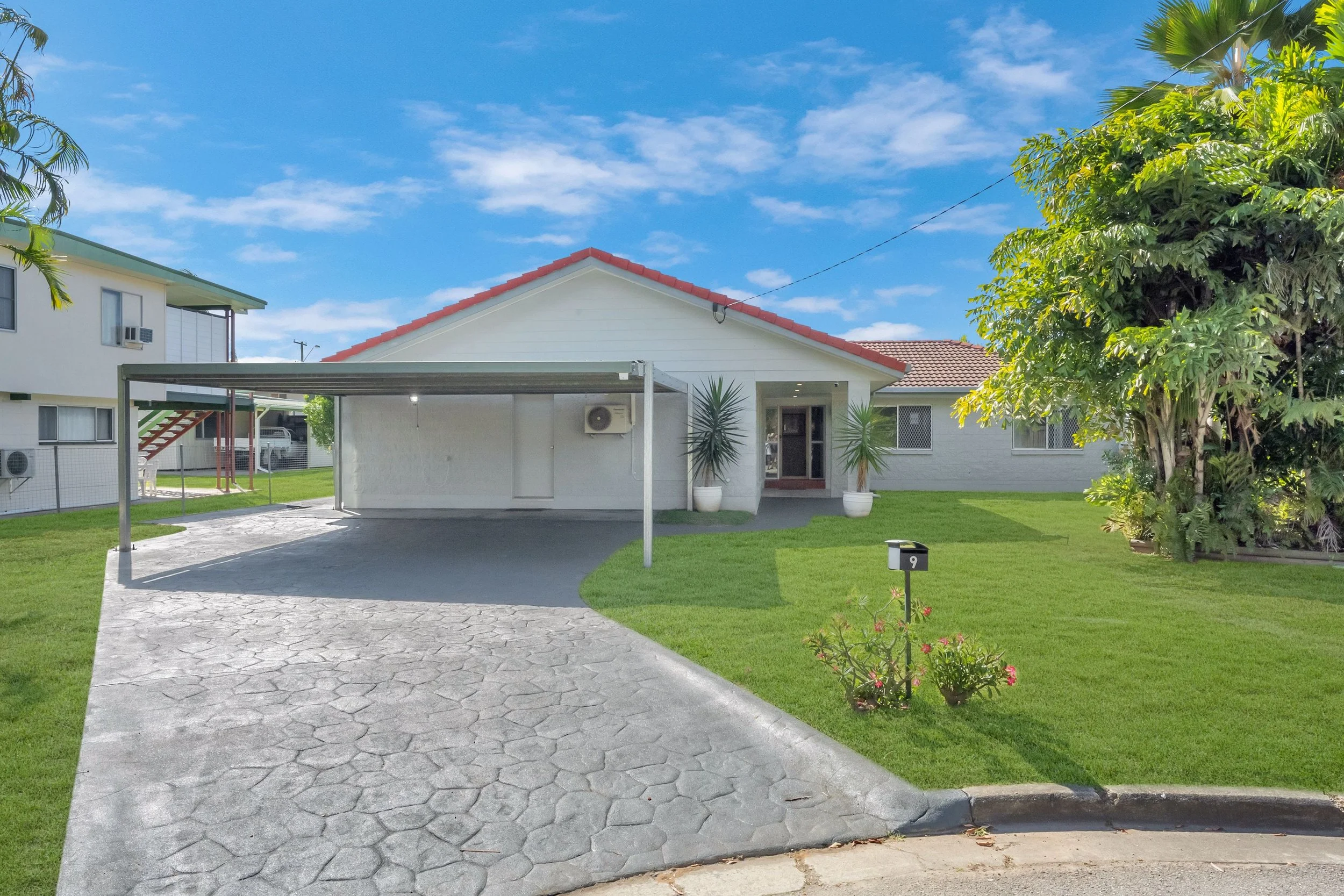 9 Trickey Avenue, Cranbrook, Qld 4814