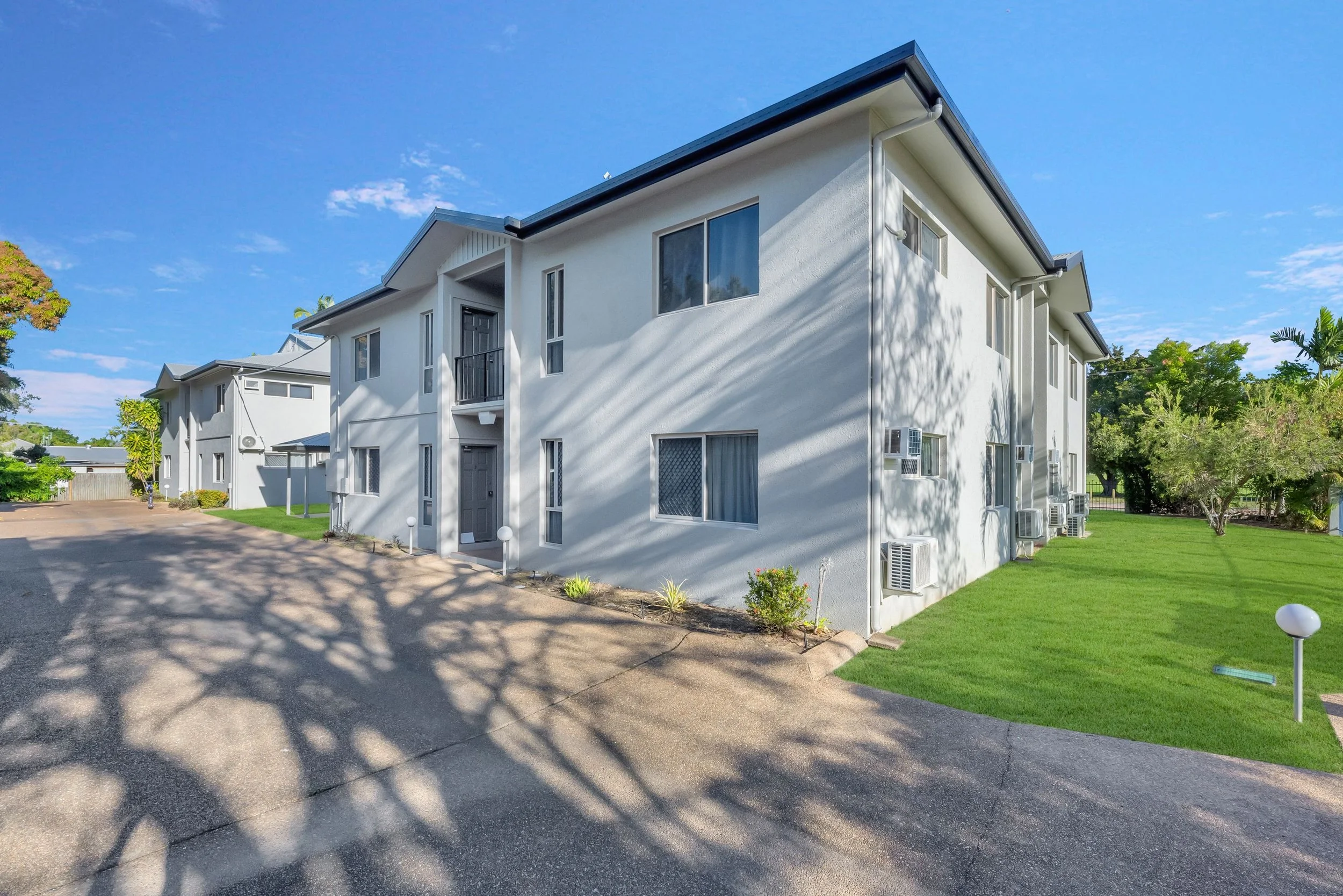 3/2 Macrossan Street, South Townsville, Qld 4810