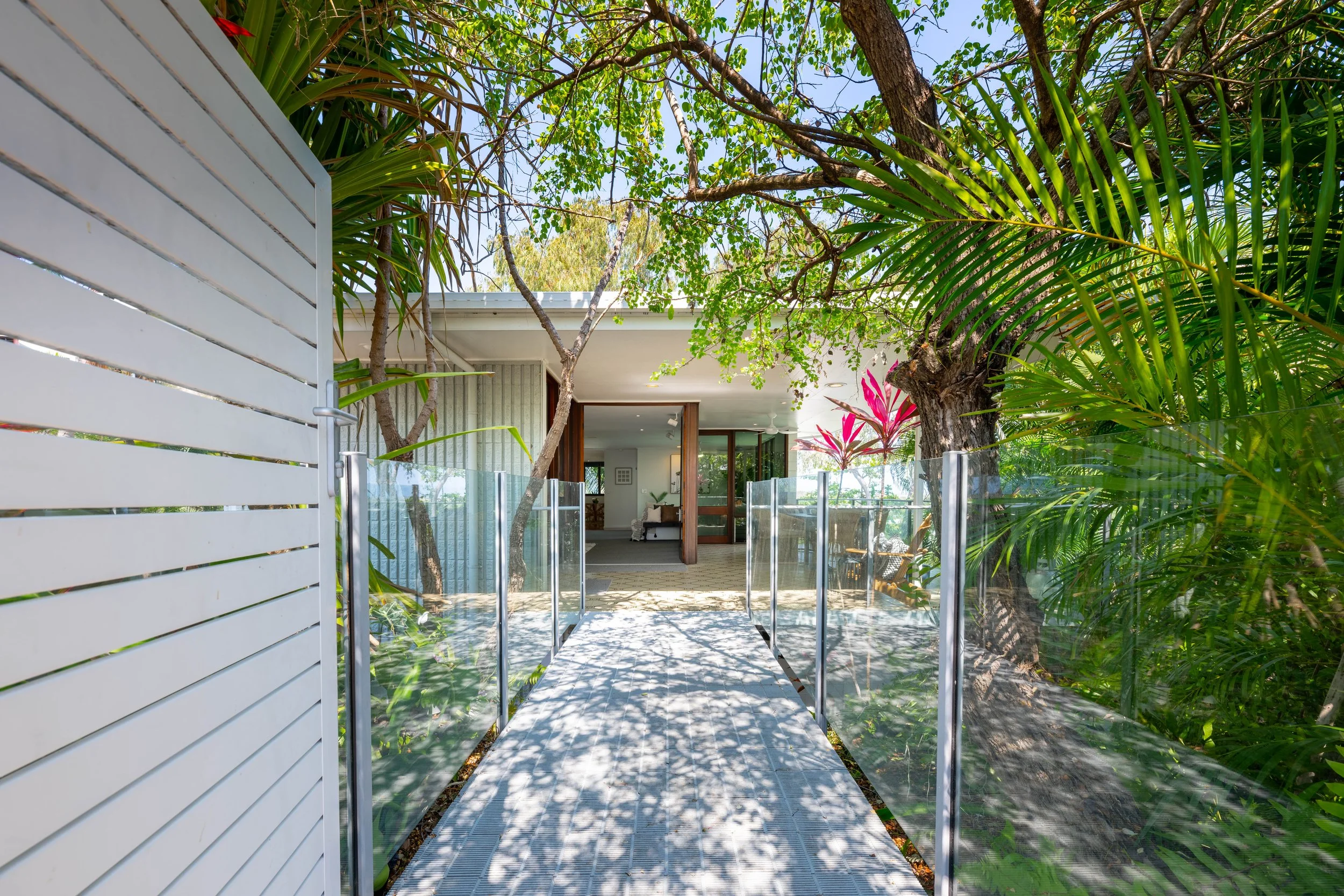 47 Gilbert Crescent, Castle Hill, Qld 4810