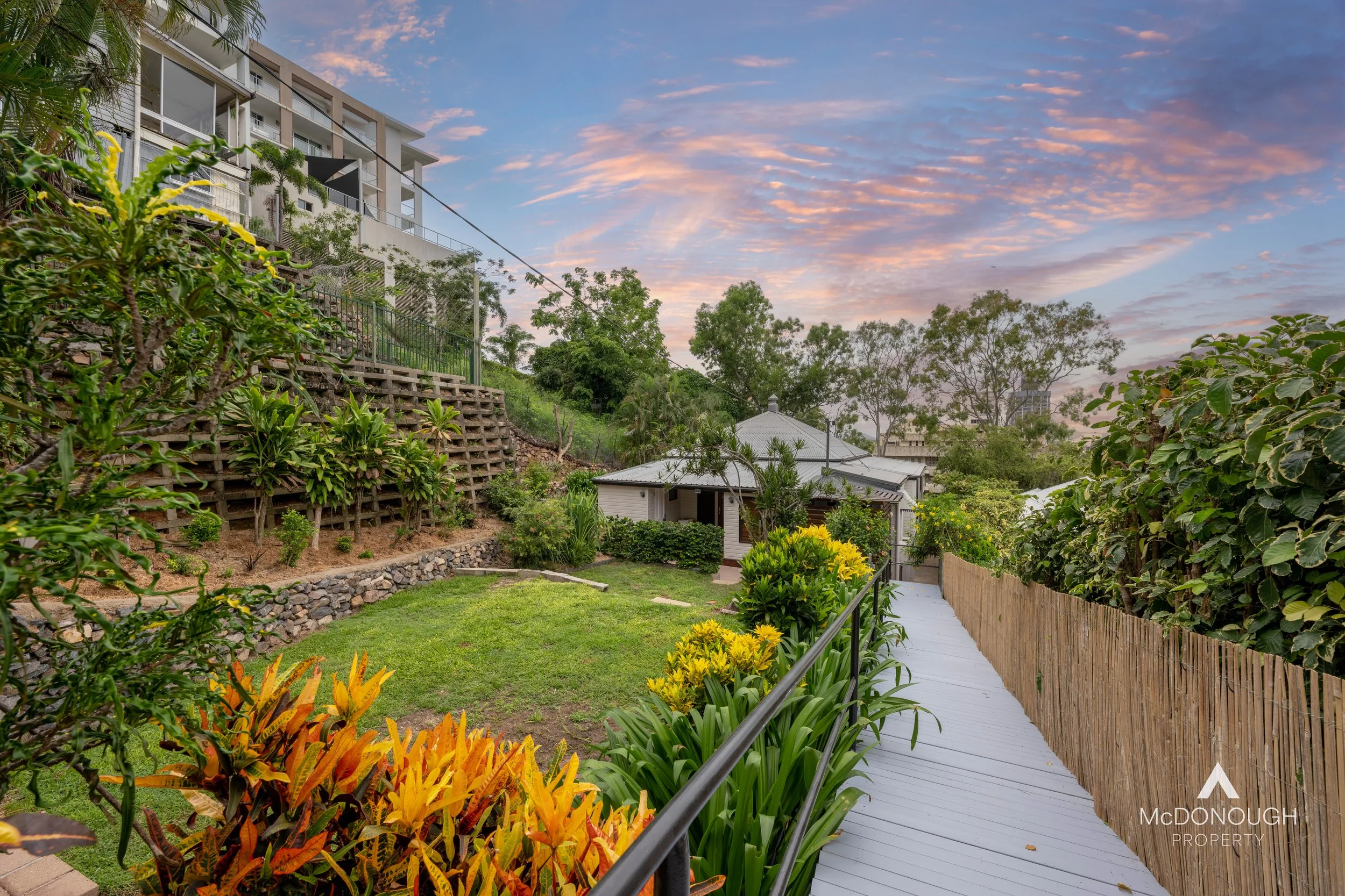 18 Hale Street, Townsville City, Qld 4810