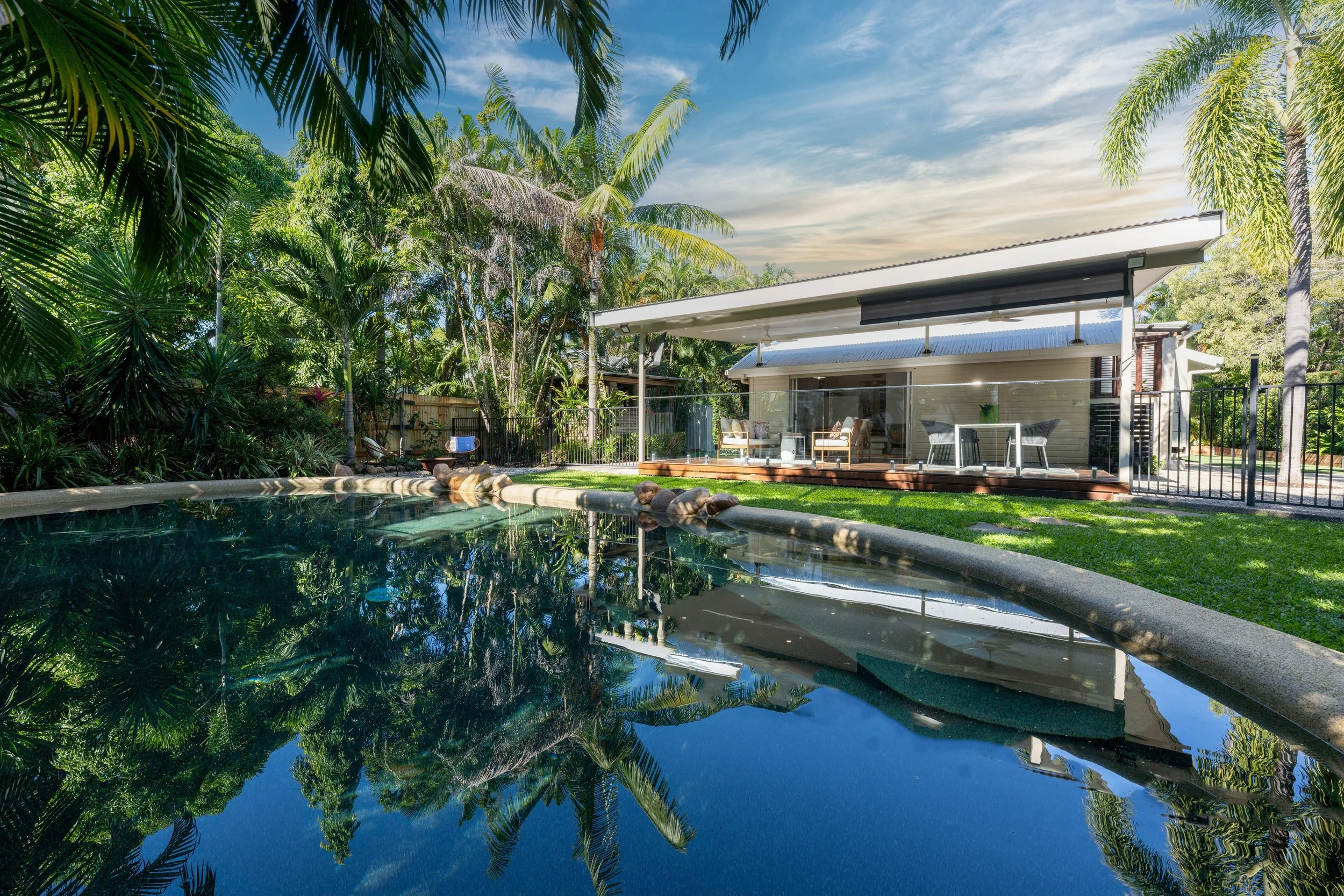 64 Carmody Street, Hermit Park, QLD 4812