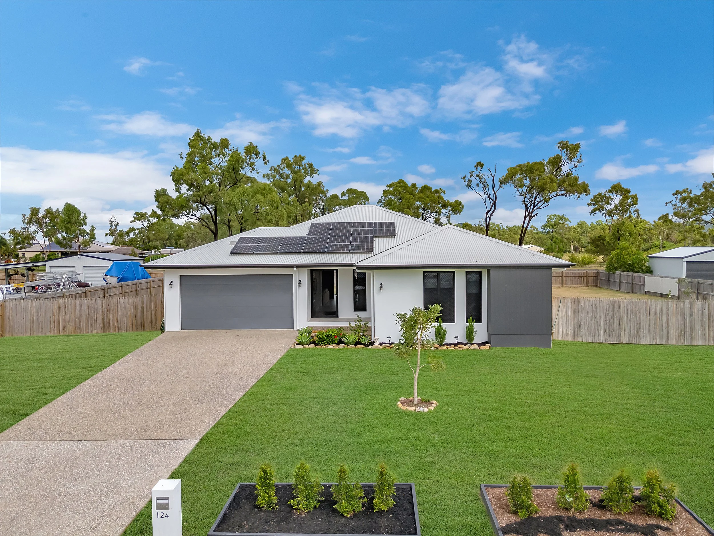 124 Dunlop Street, Kelso, Qld 4815