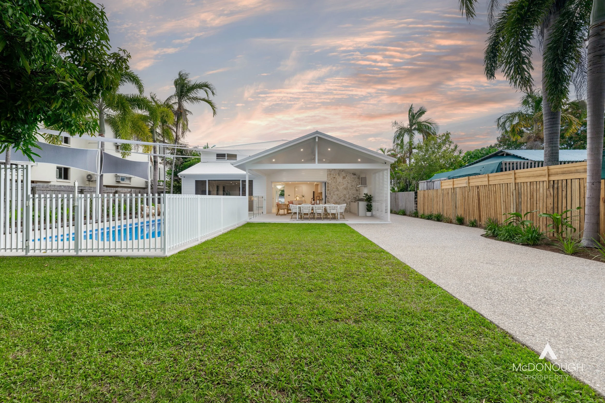 165 Eyre Street, North Ward, Qld 4810