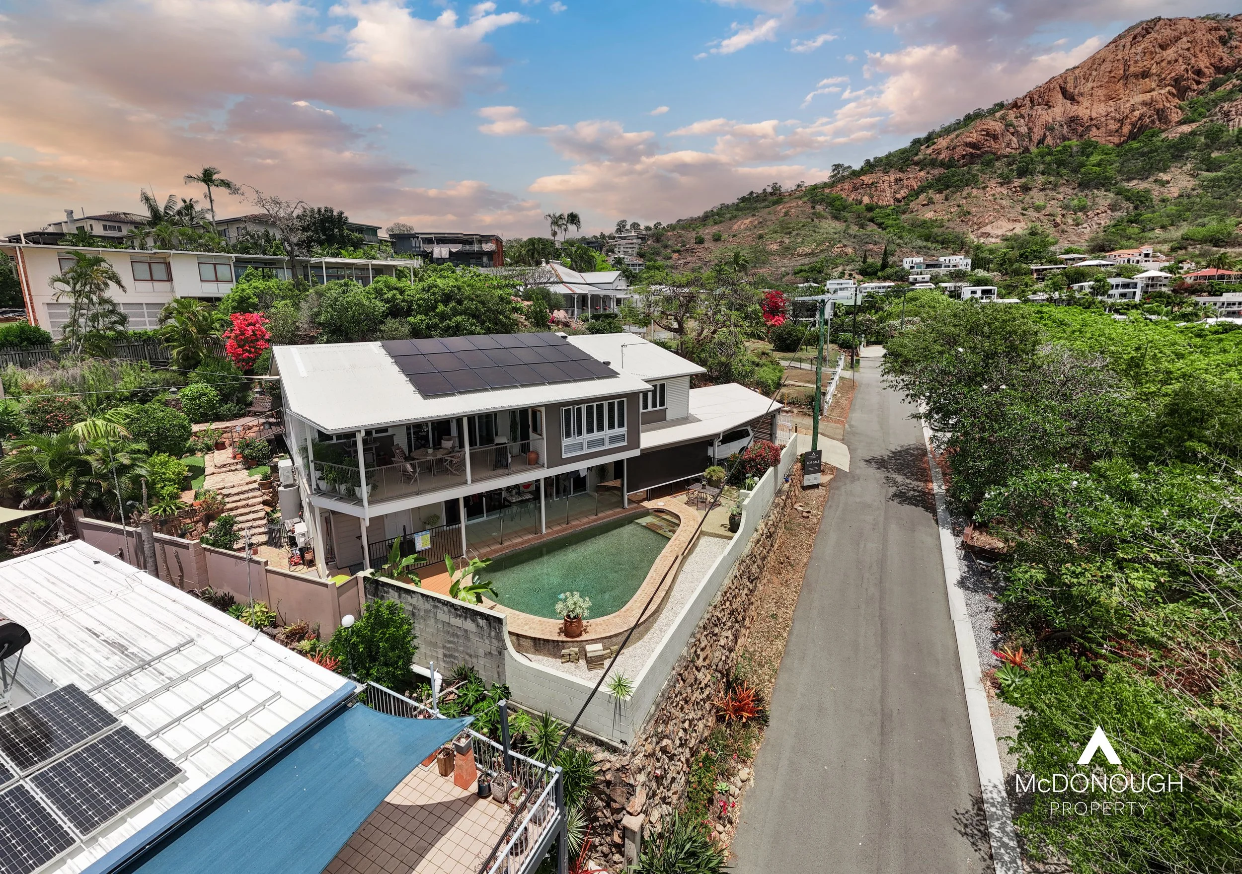 17 Queen Street, North Ward, Qld 4810