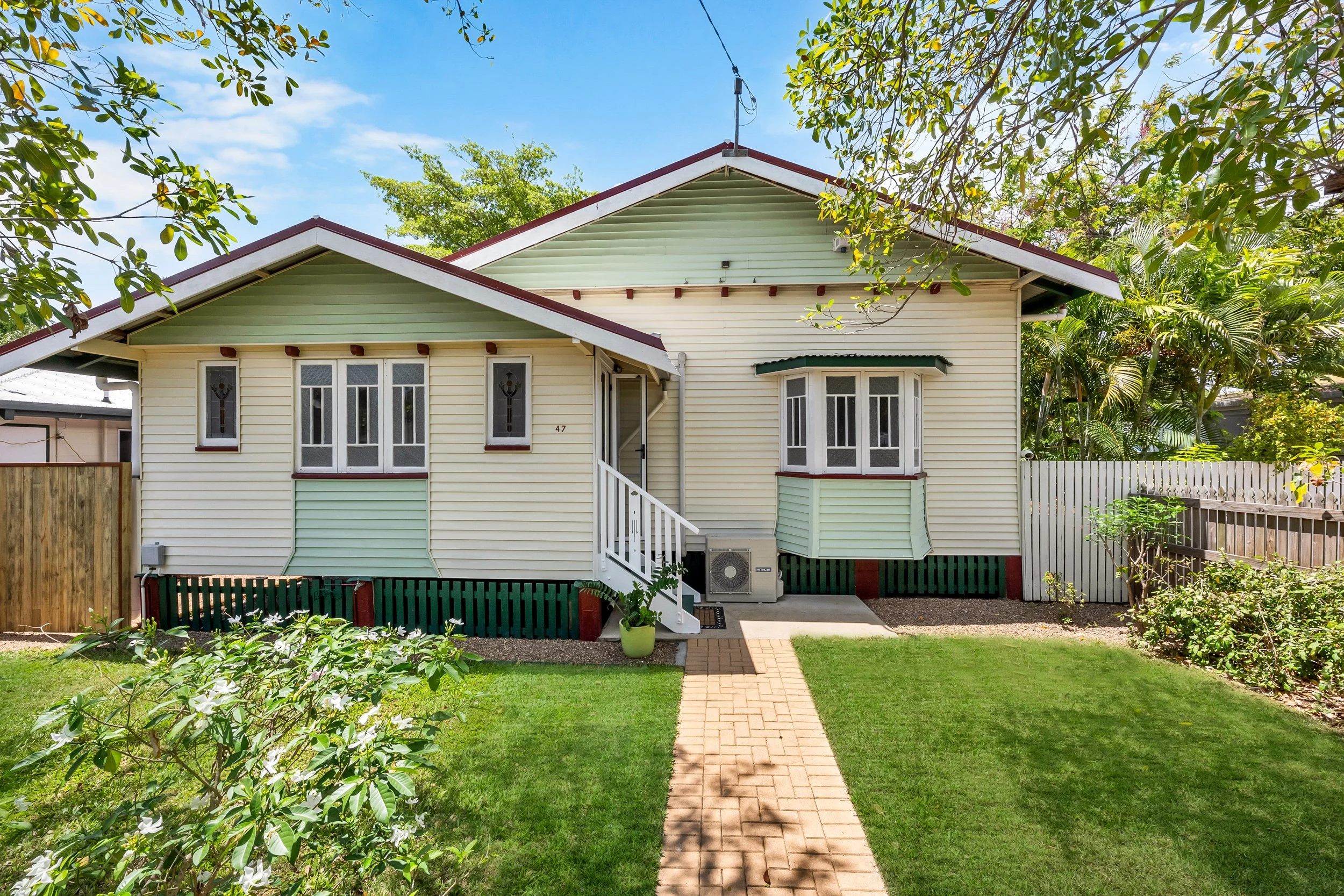 47 Norris Street, Hermit Park, Qld 4812