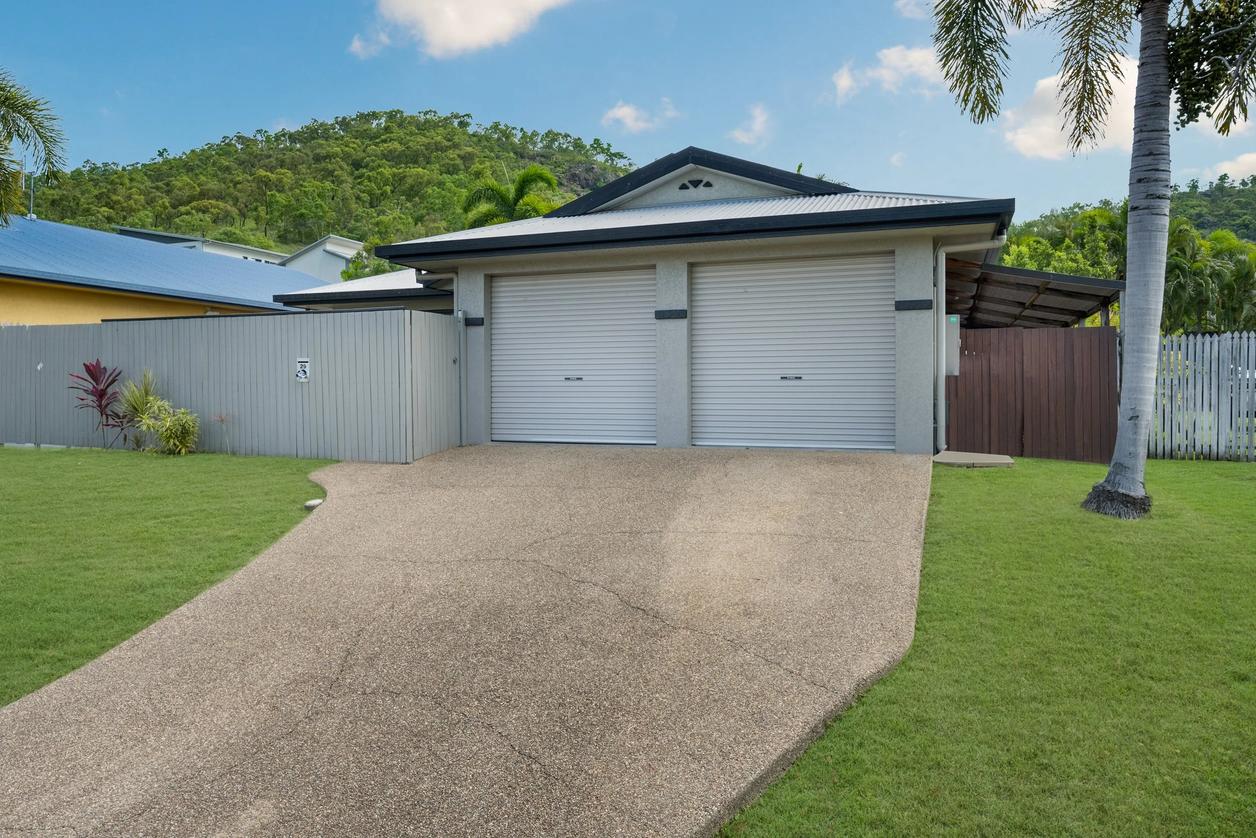 29 Timbury Way, Mount Louisa, Qld 4814