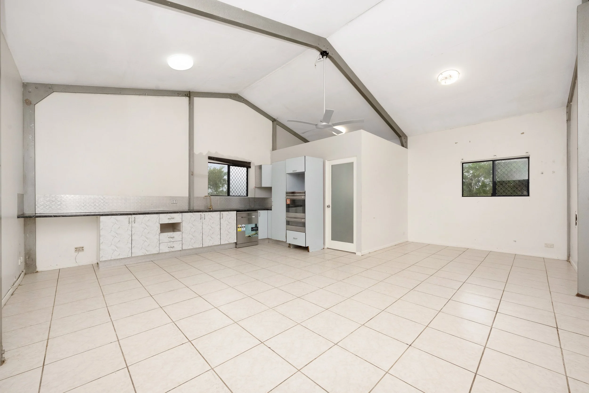 31 Blue Mountain dr 8.jpg