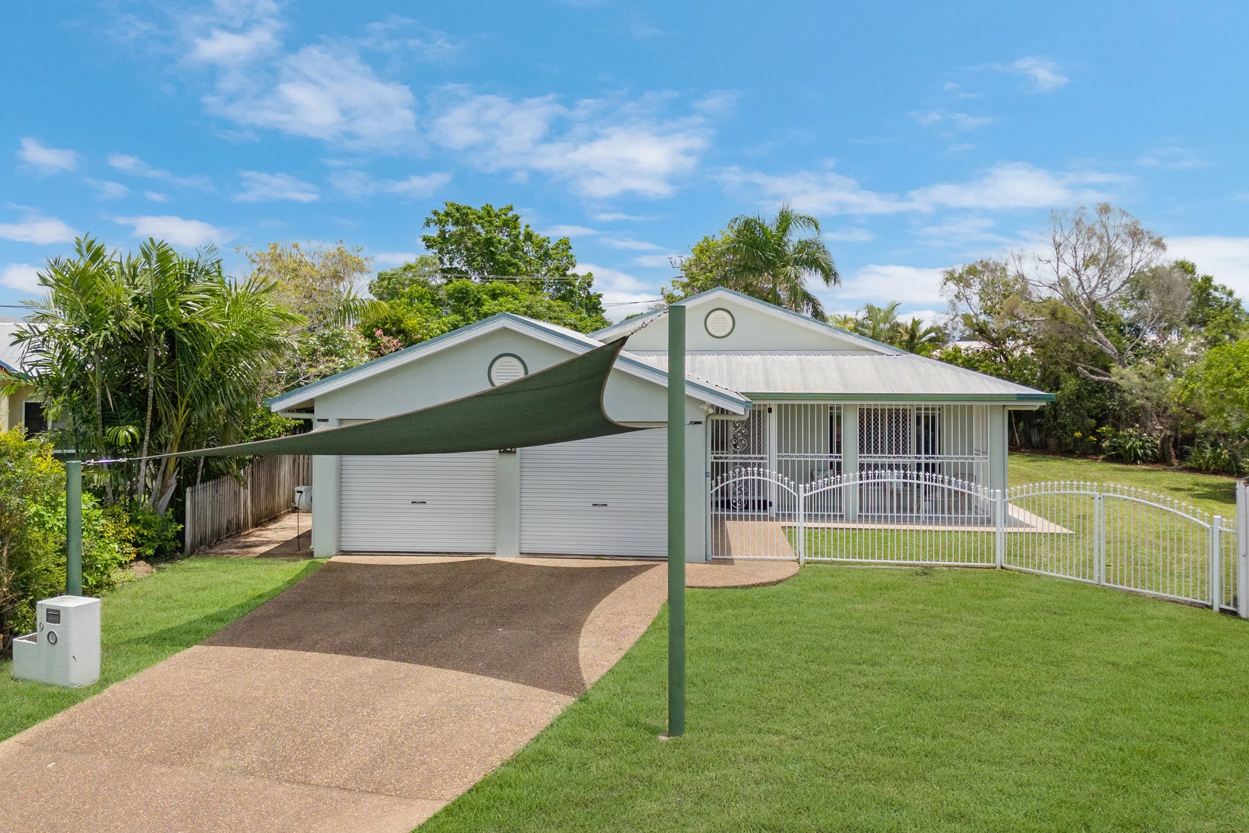 9 Grasmere Court Kirwan QLD 4817