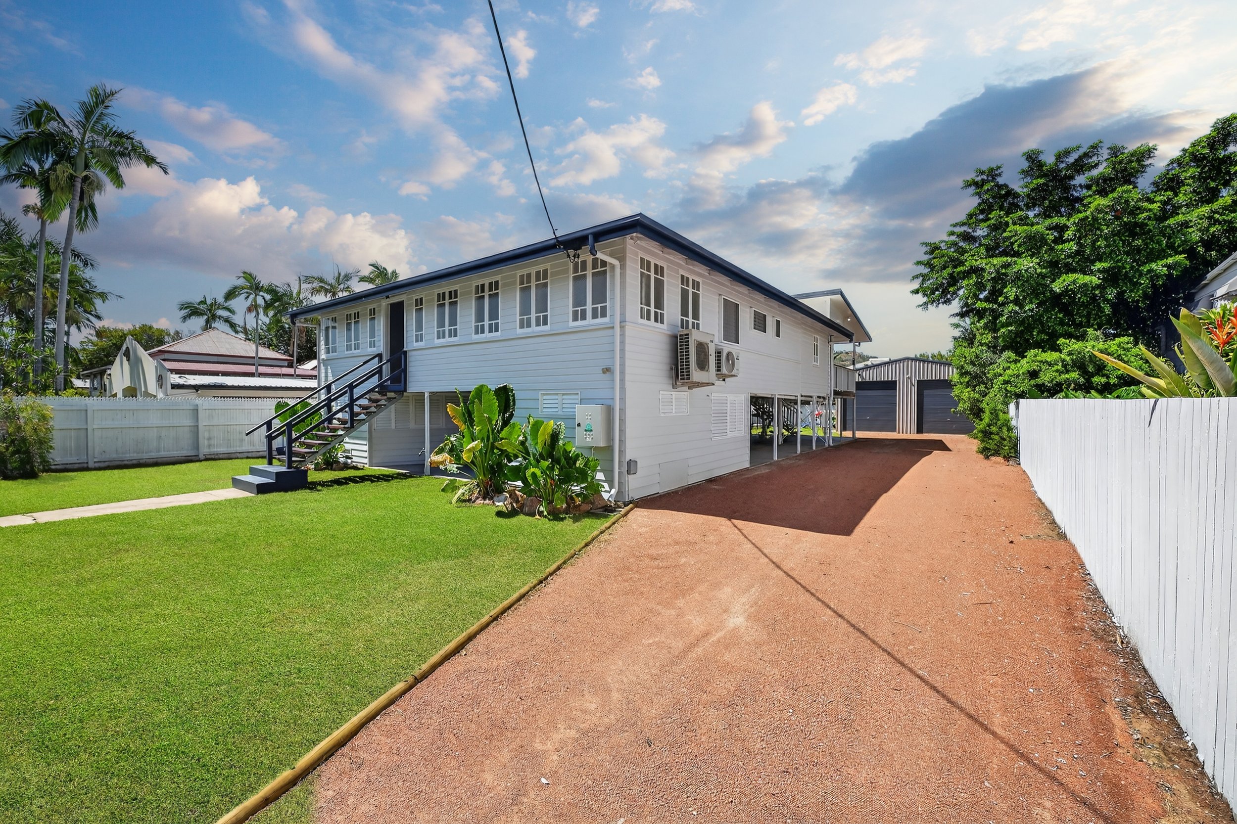 15 Philp Street, Hermit Park QLD, 4812