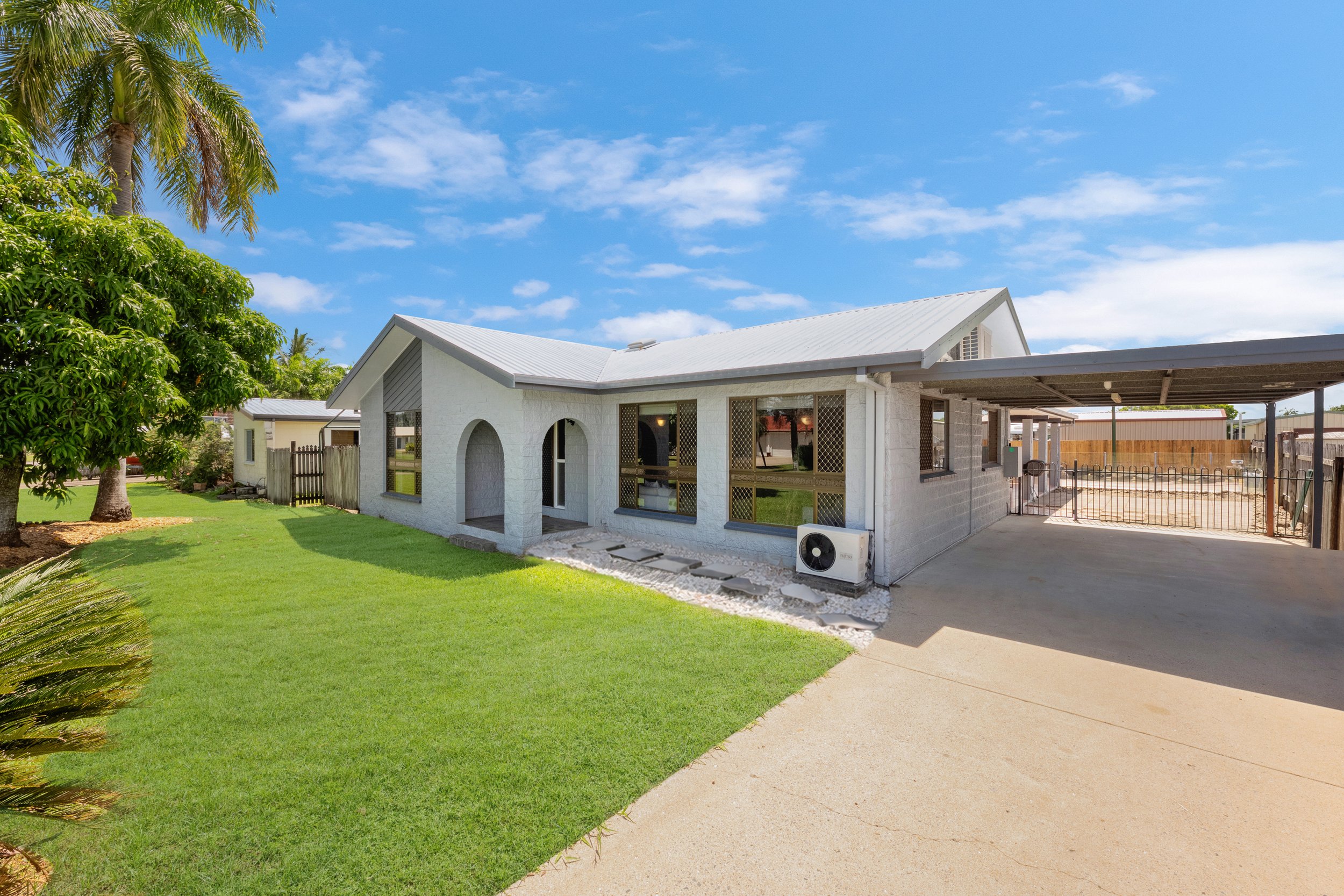 110 Whitsunday Drive, Kirwan QLD, 4817