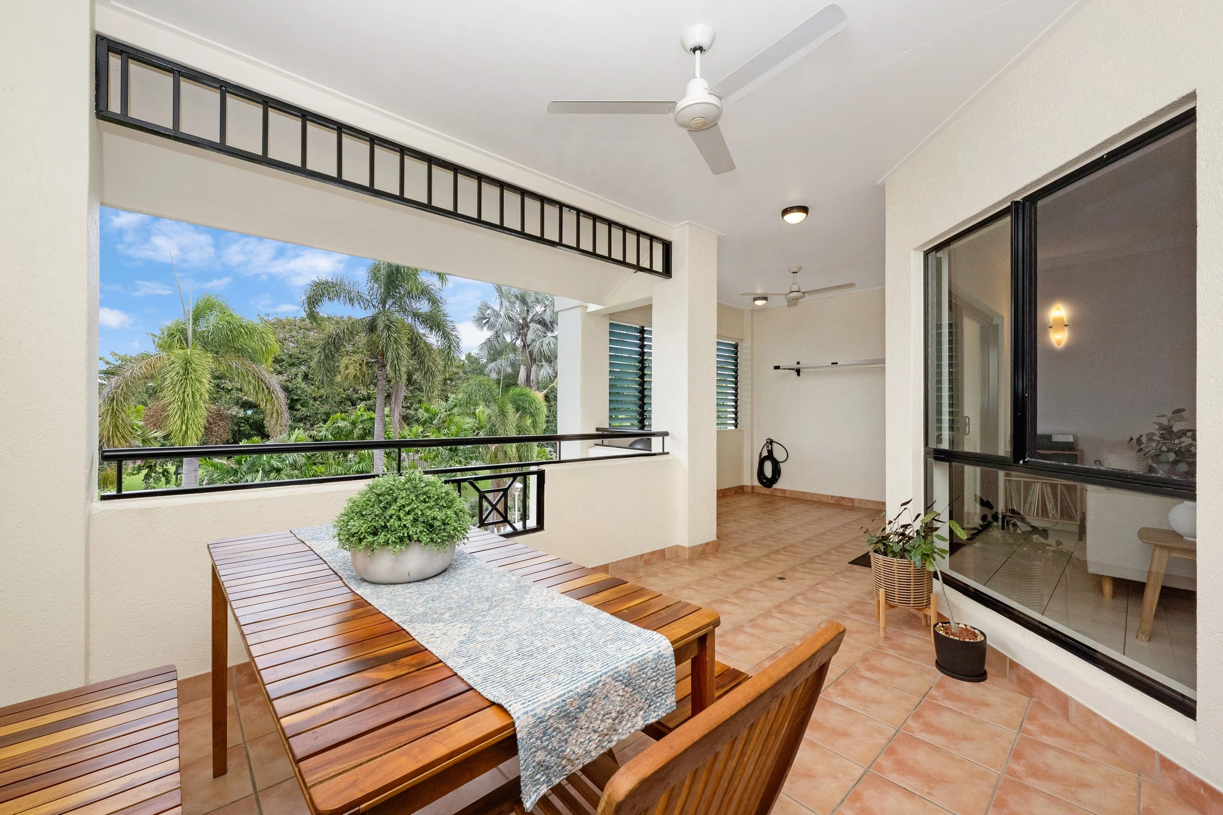 47-18-30 Sir Leslie -31.jpg