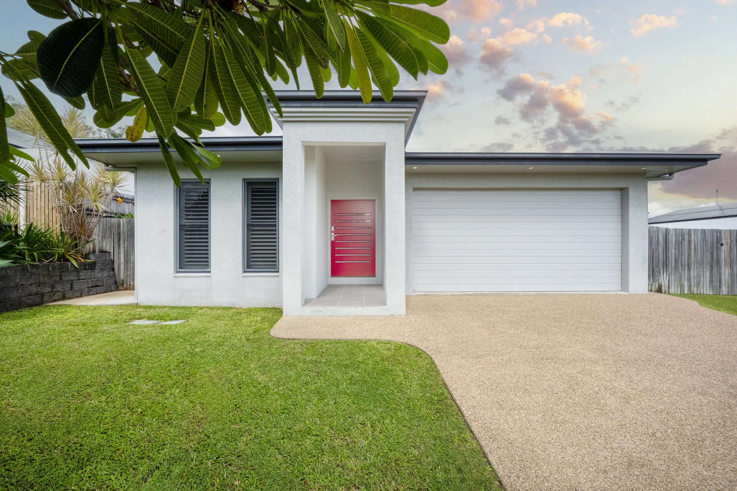 39 Franklin Drive, Mount Louisa, Qld 4814