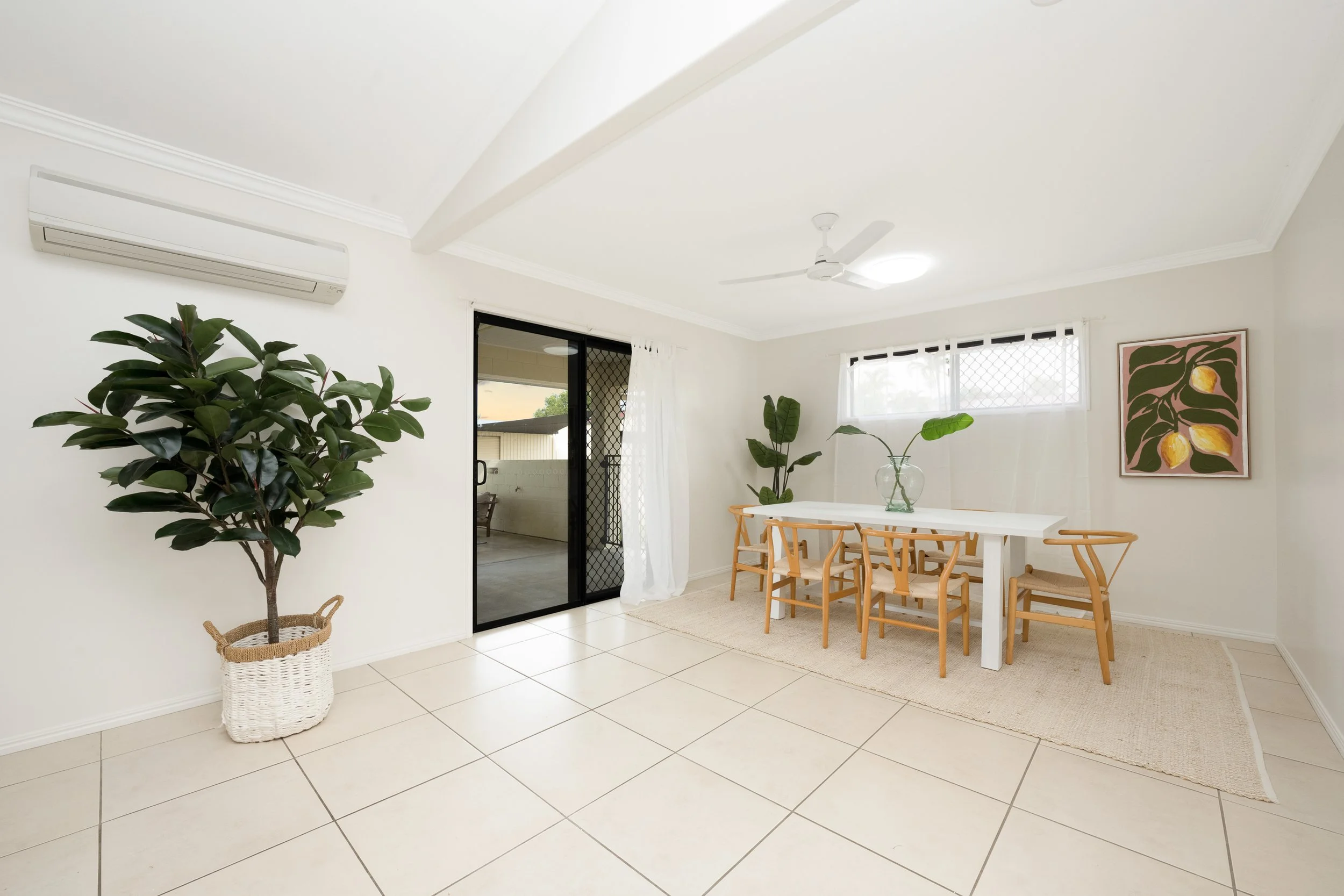 48 Flagstone18.jpg
