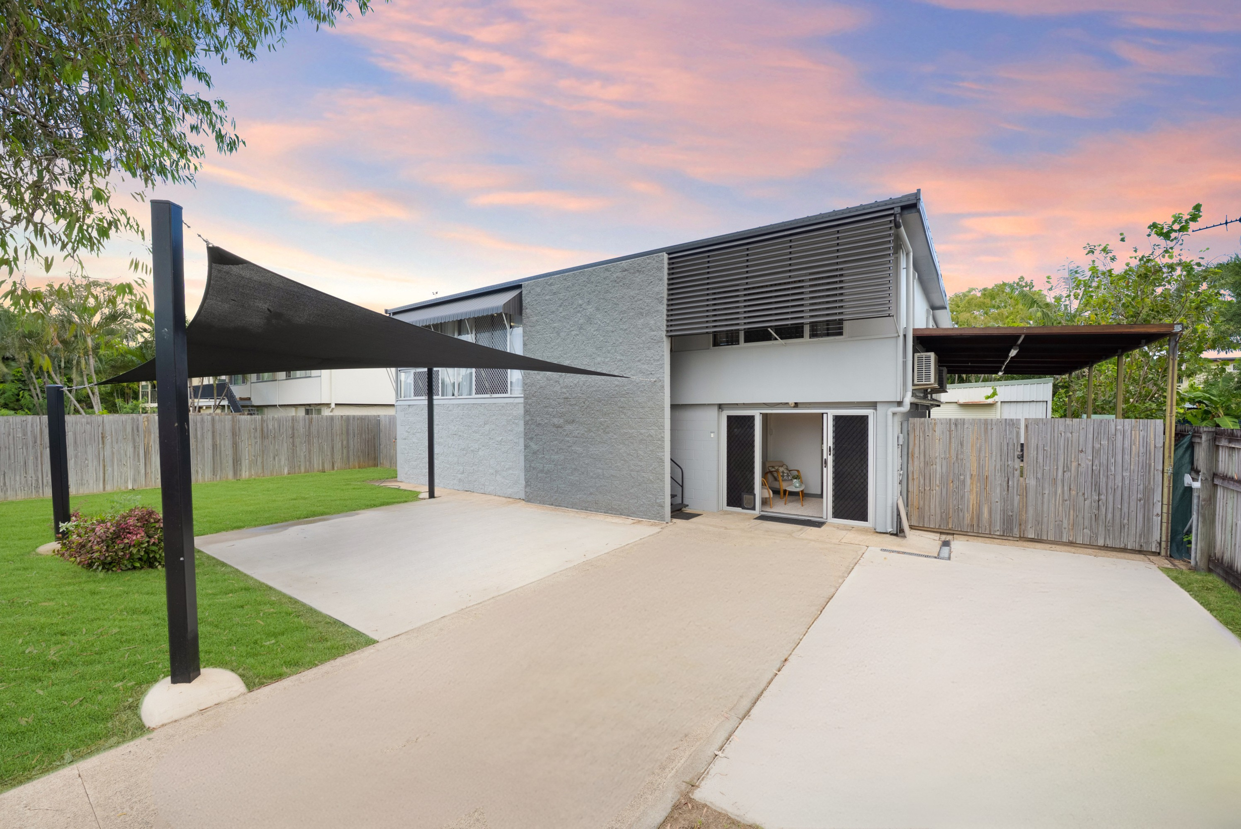 44 Gollogly Lane, Rasmussen, QLD 4815