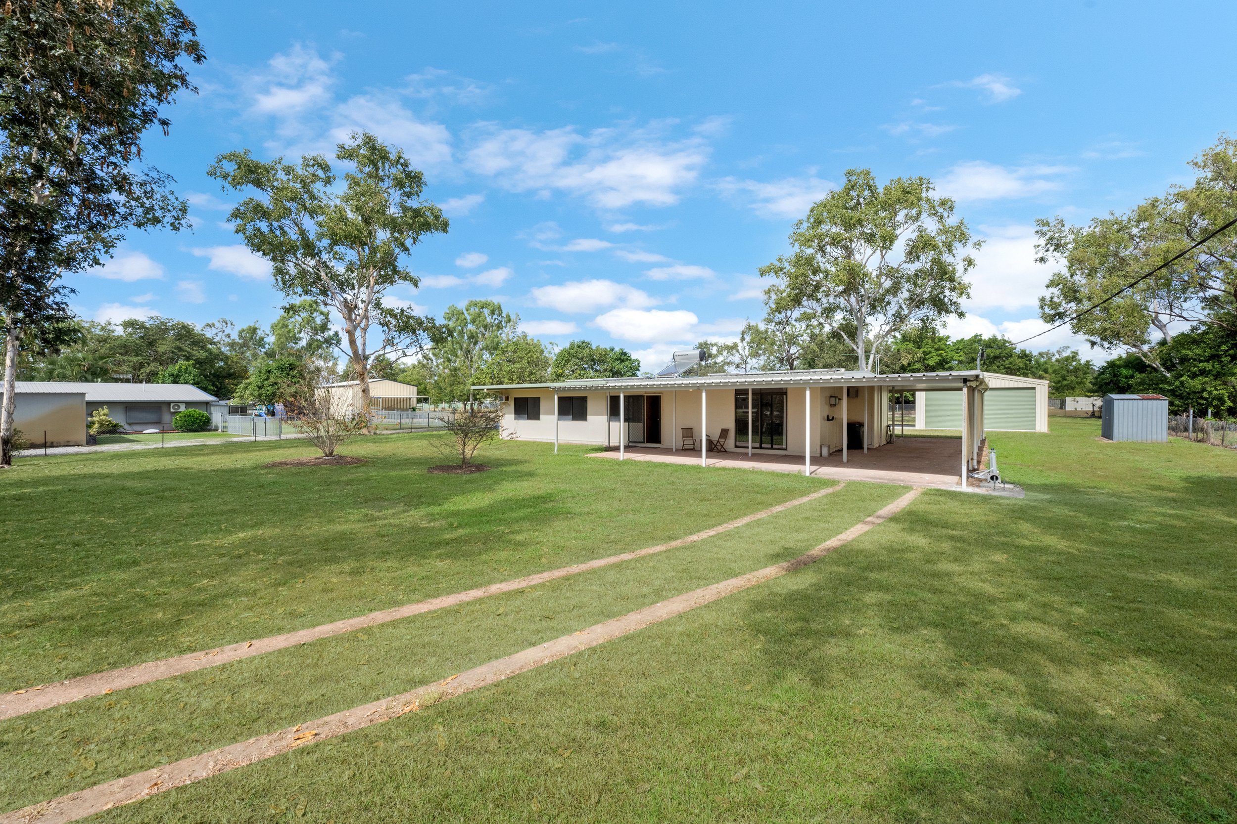 11 Heferen Crescent, Black River QLD, 4818