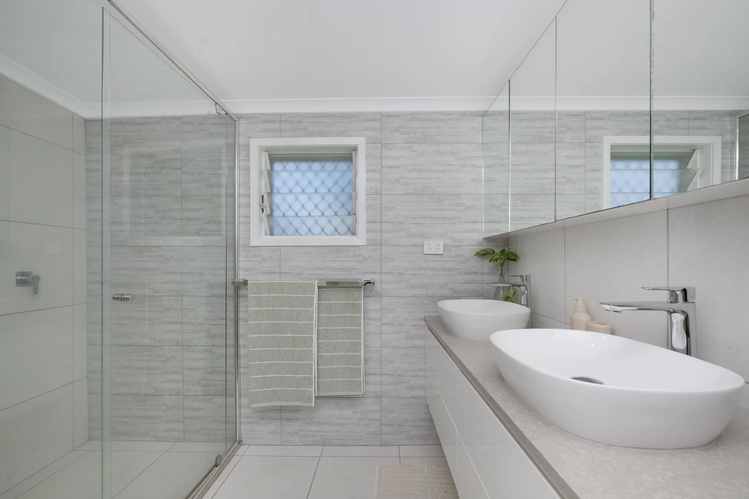 57 Tenth Ave8.jpg