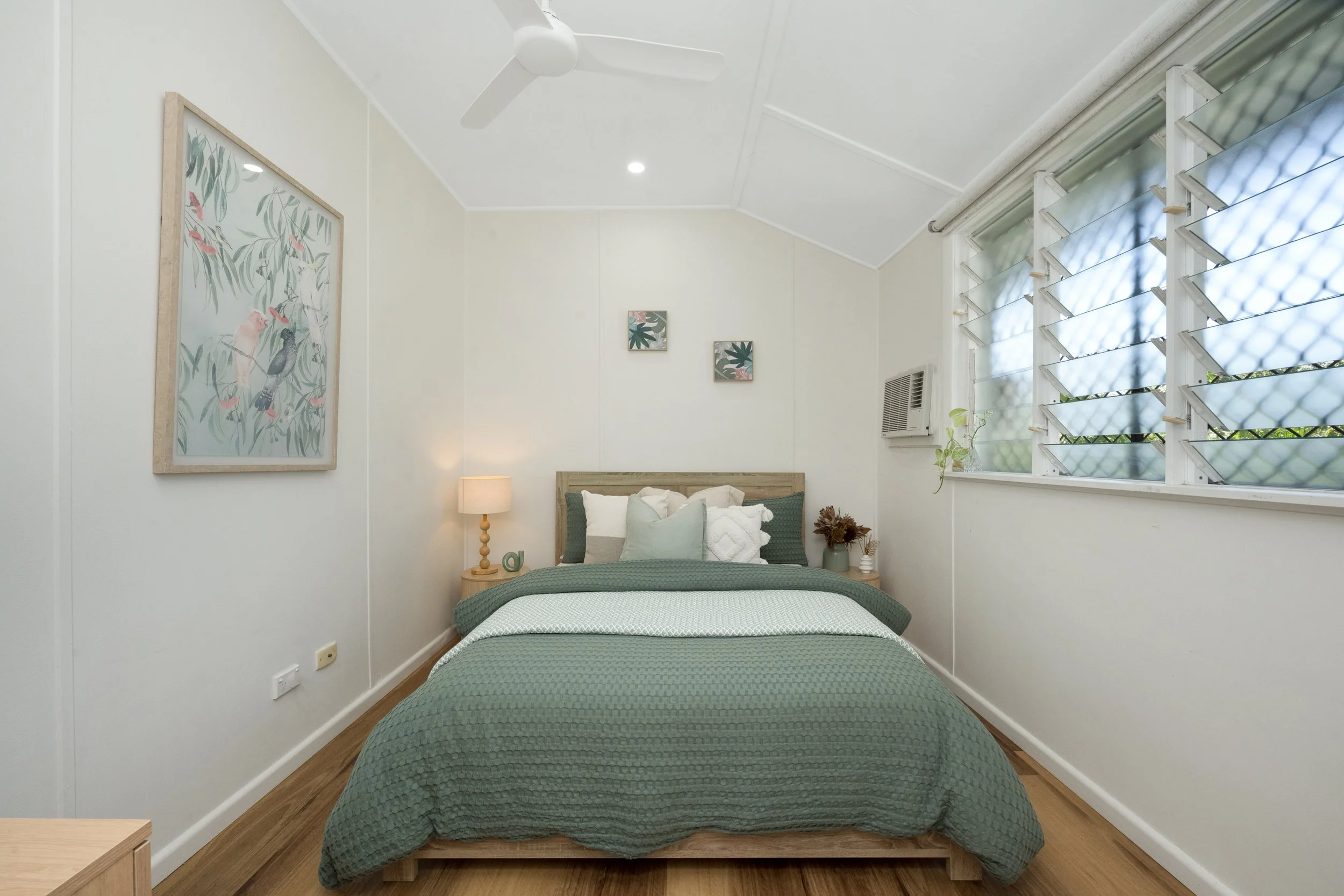 57 Tenth Ave10.jpg
