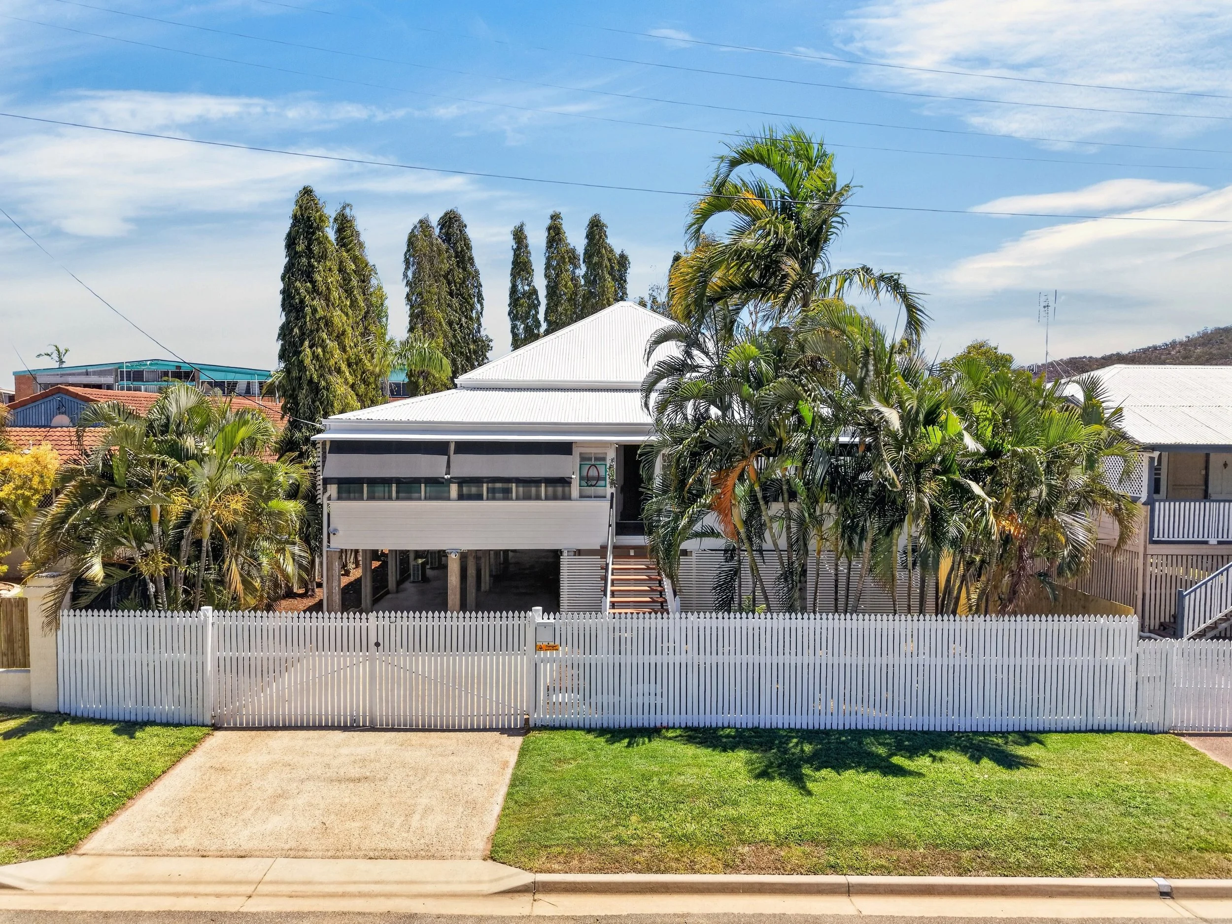 45 Ford Street Hermit Park QLD 4812
