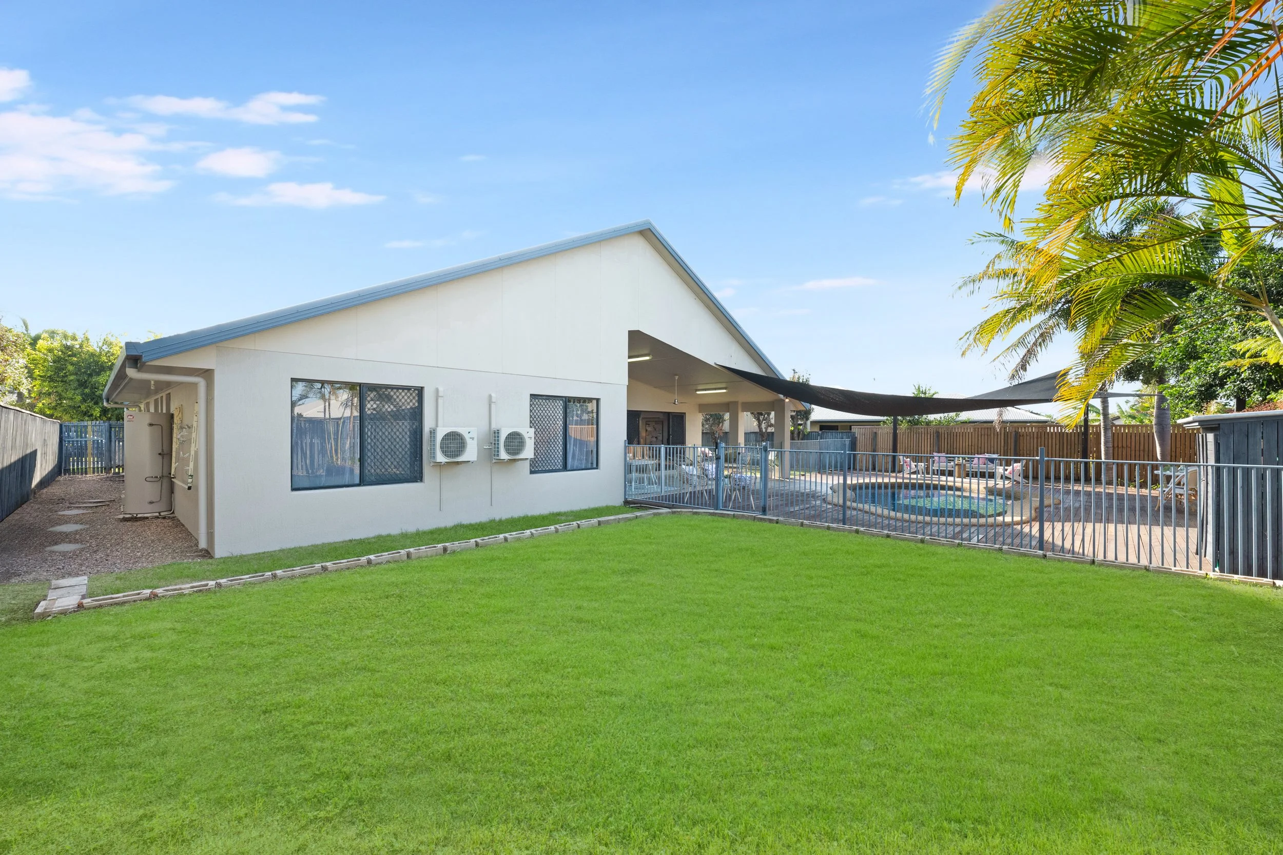 22 Woodwark64a.jpg