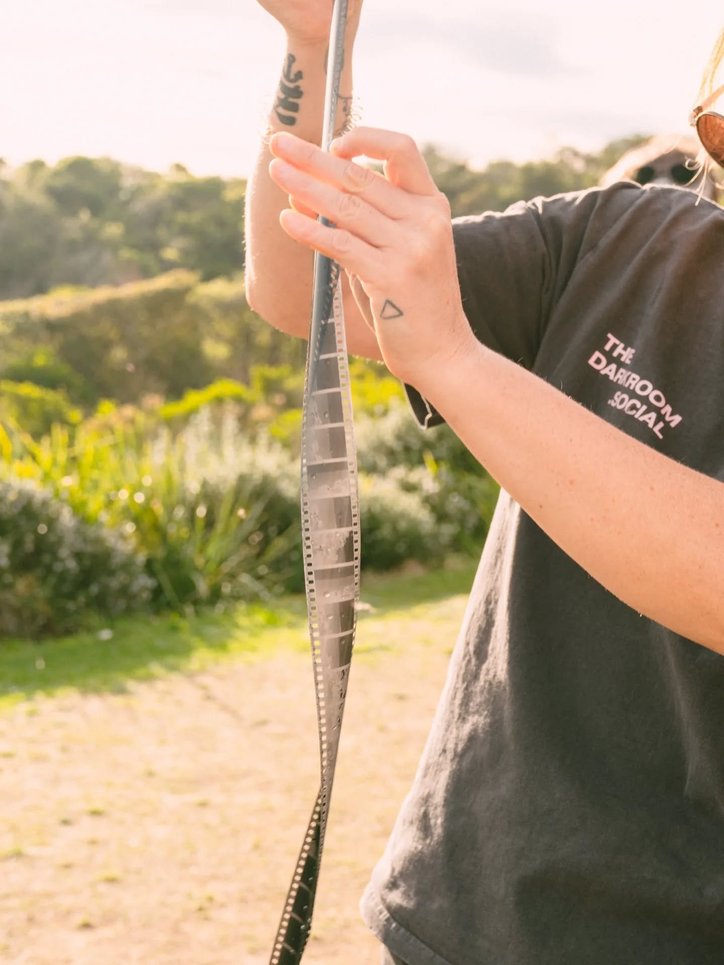 A look back at some of our favourite locations where we processed film outside in 2025 ☀️ Looking forward to more of this in new places in 2026! If you're interested in learning how to process film safely without needing a darkroom, give us a follow 