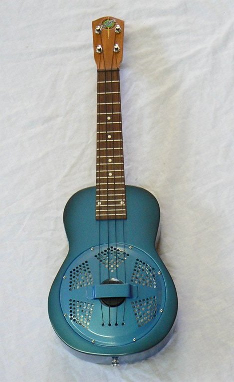 blueuke05.jpg