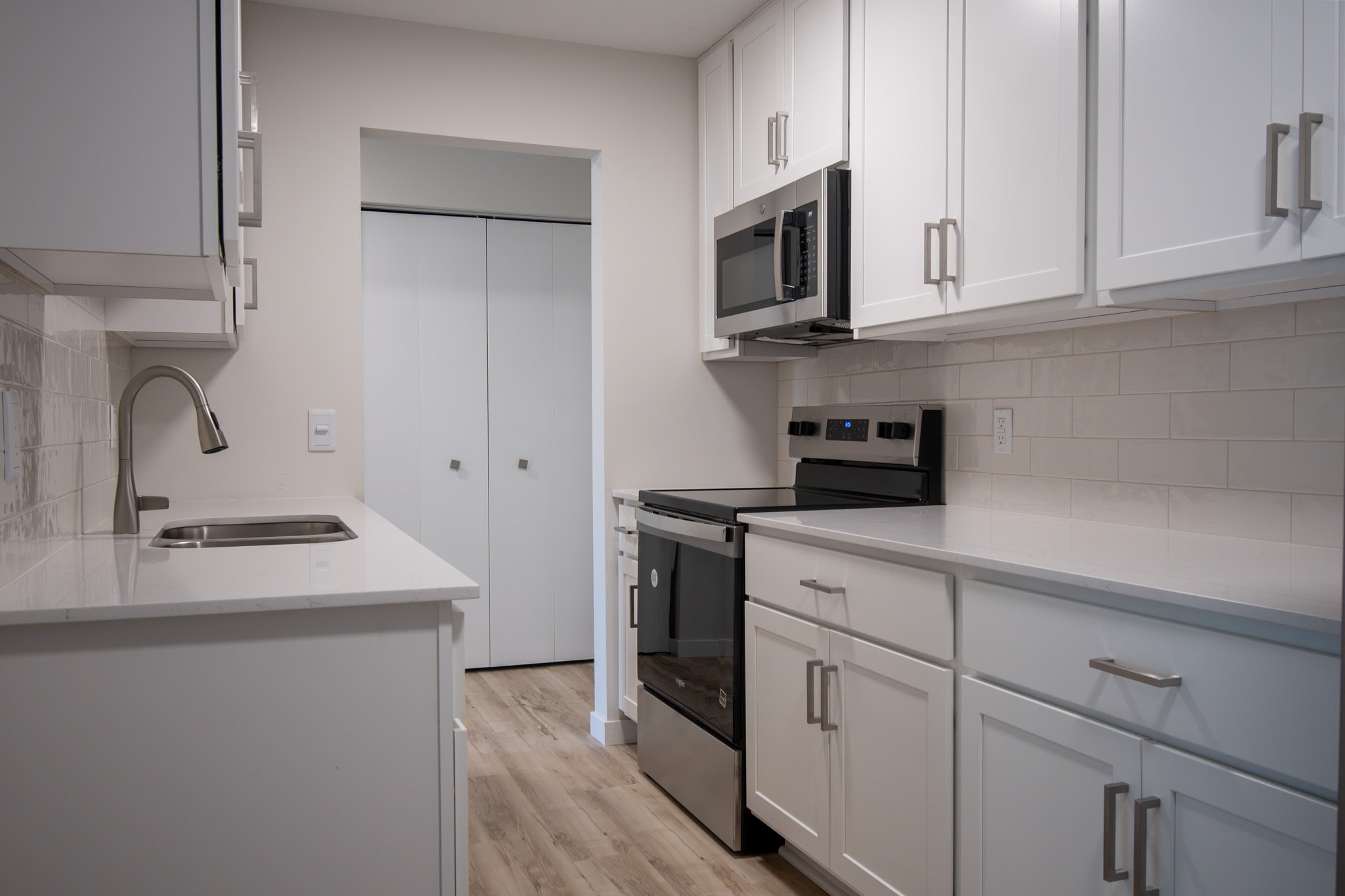 DAL KITCHEN 3.jpg
