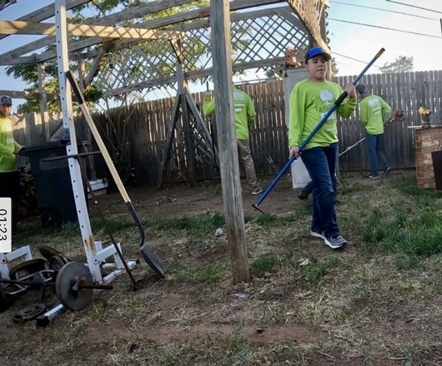 🌿 Weekly Thursday Cleanups with Neighbors Eden Project🌼💪